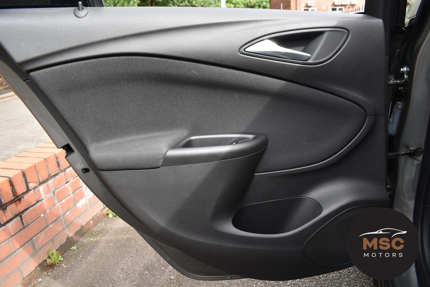 Vauxhall Astra view 56