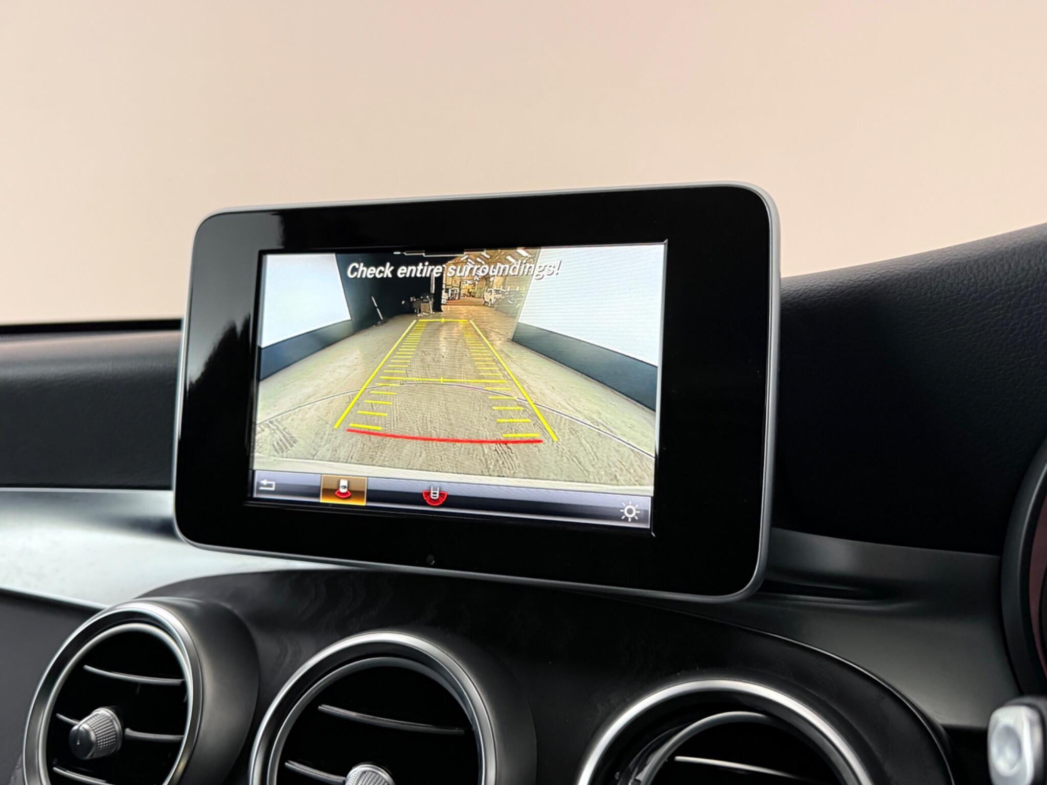 Mercedes-Benz GLC view 23