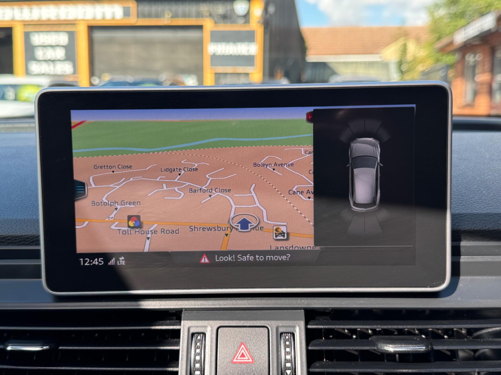 Audi Q5 view 29
