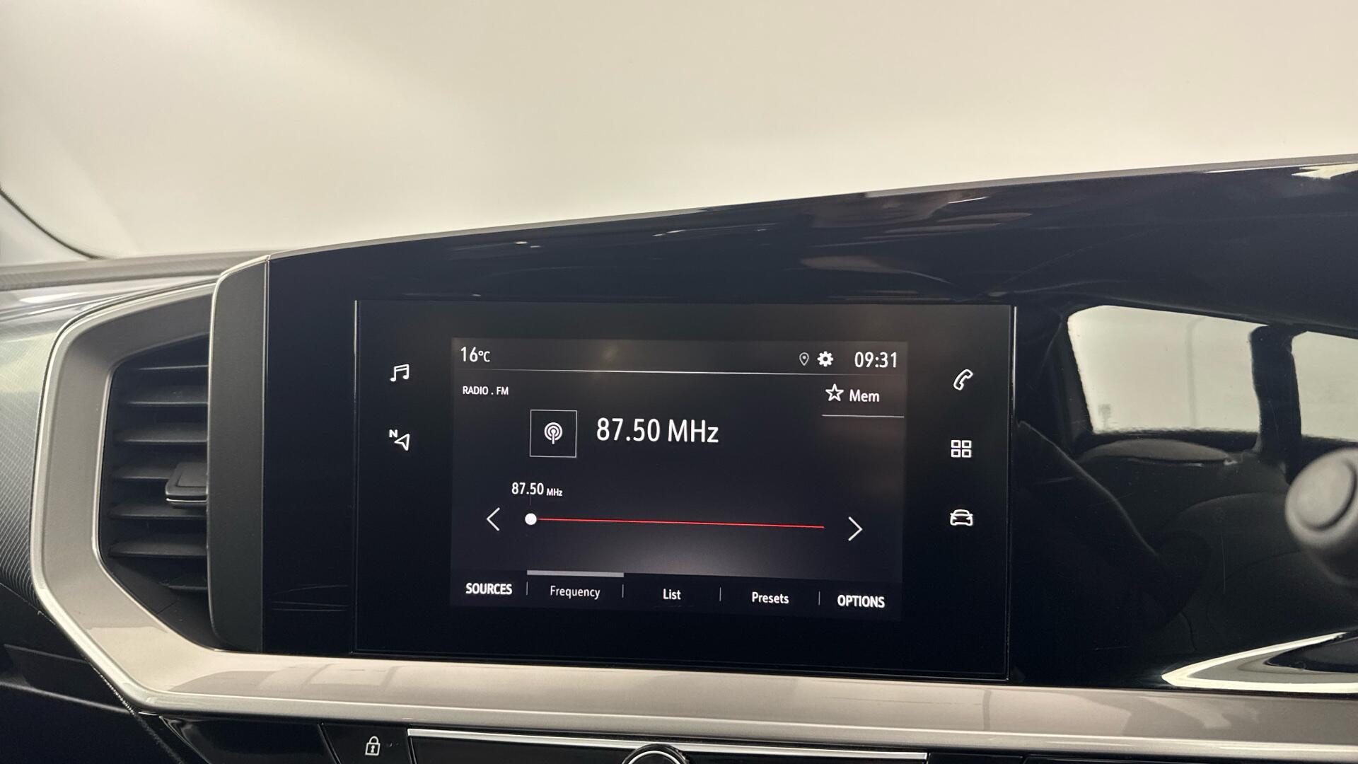 Vauxhall Mokka view 12