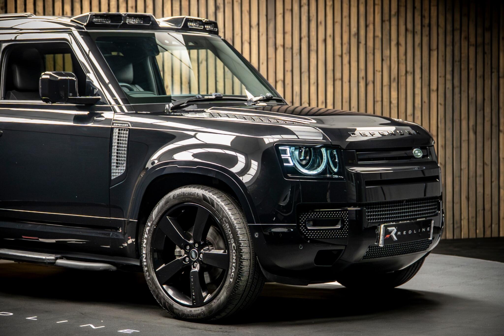 Land Rover Defender view 10