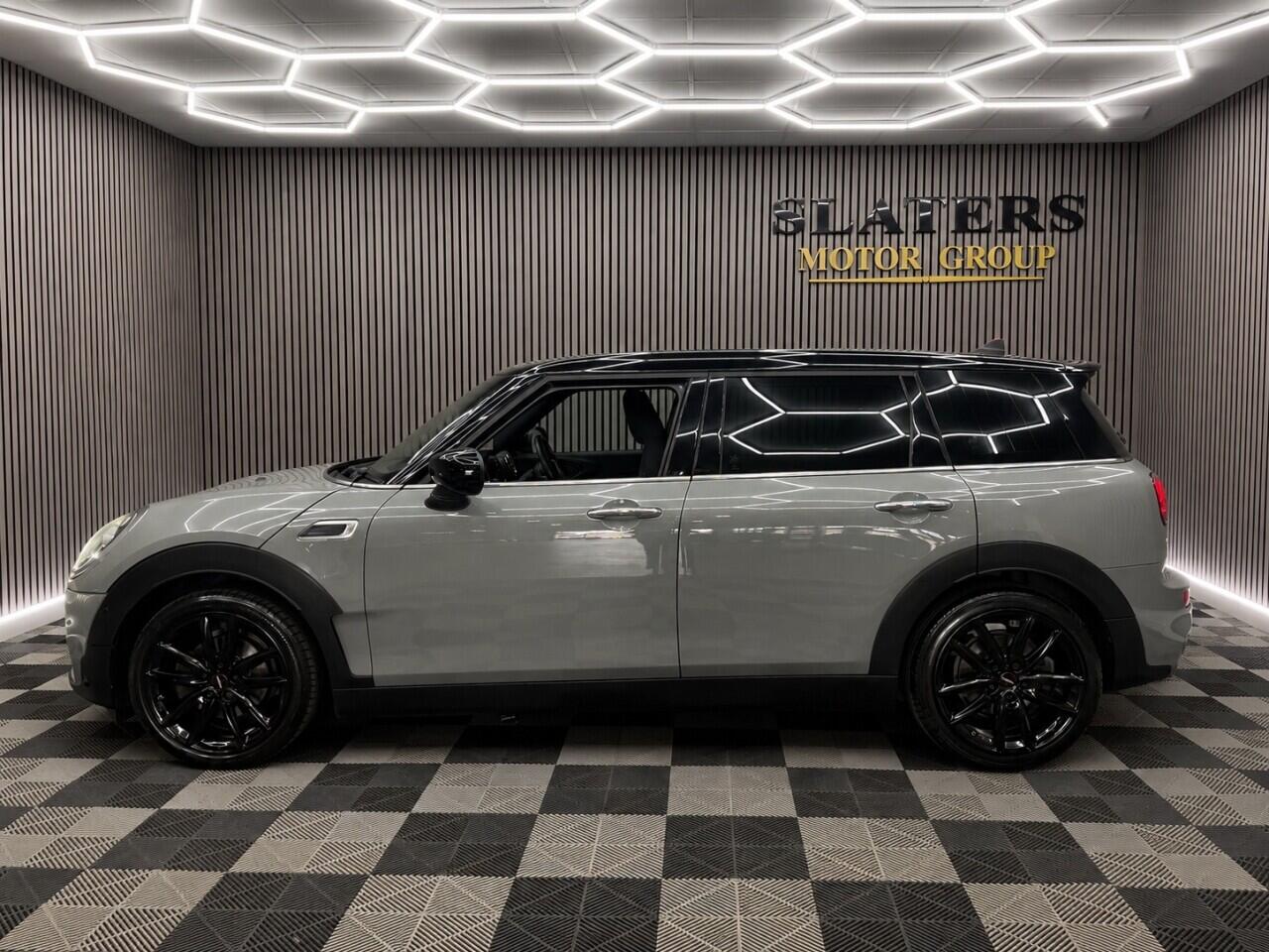 Mini Clubman view 25