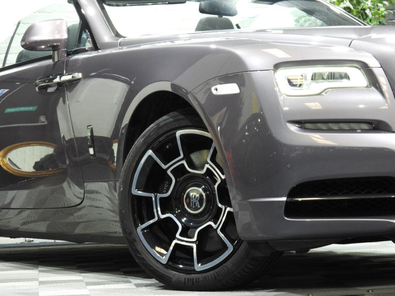 Rolls-Royce Dawn view 41