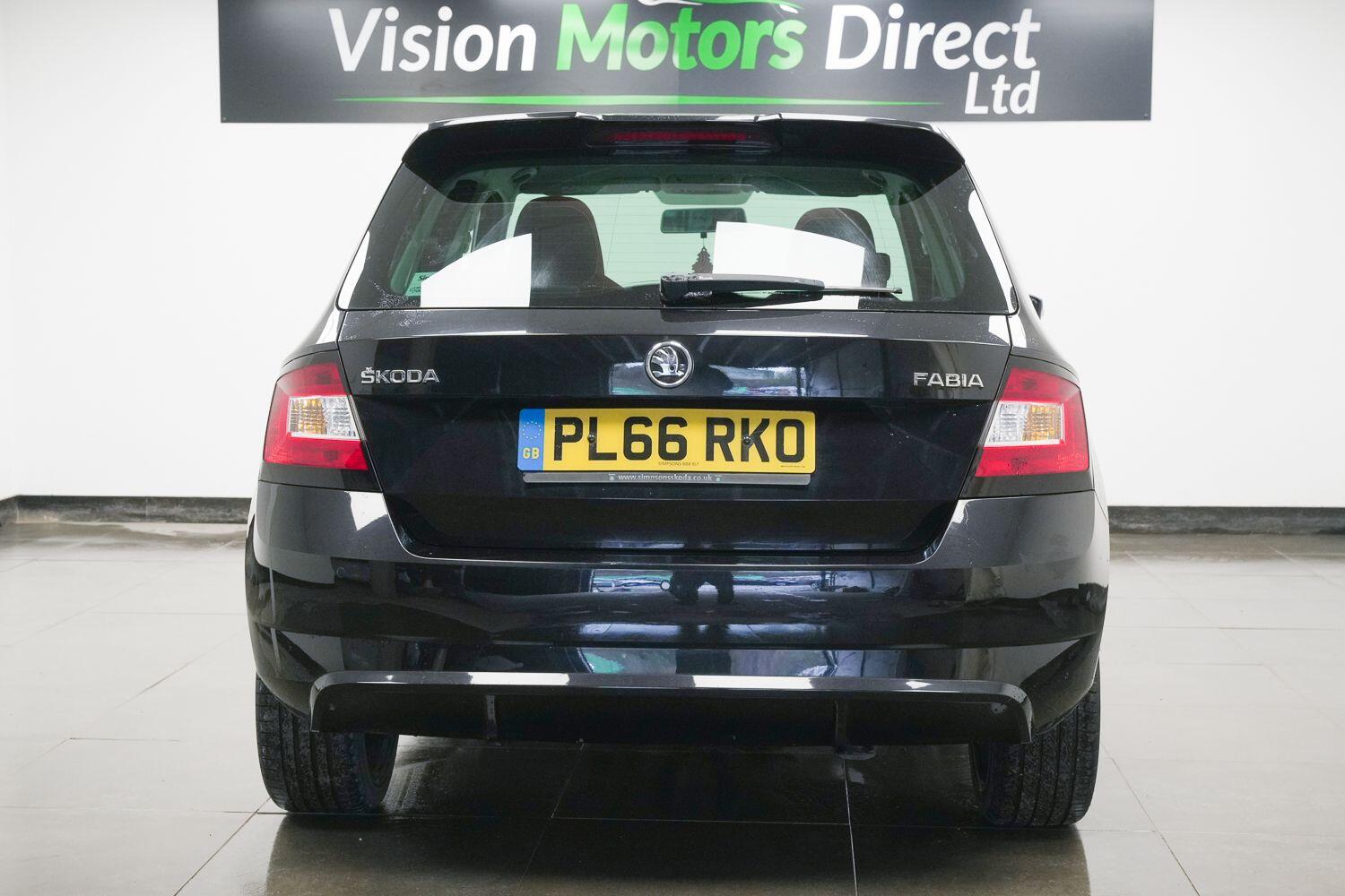 Skoda Fabia view 3