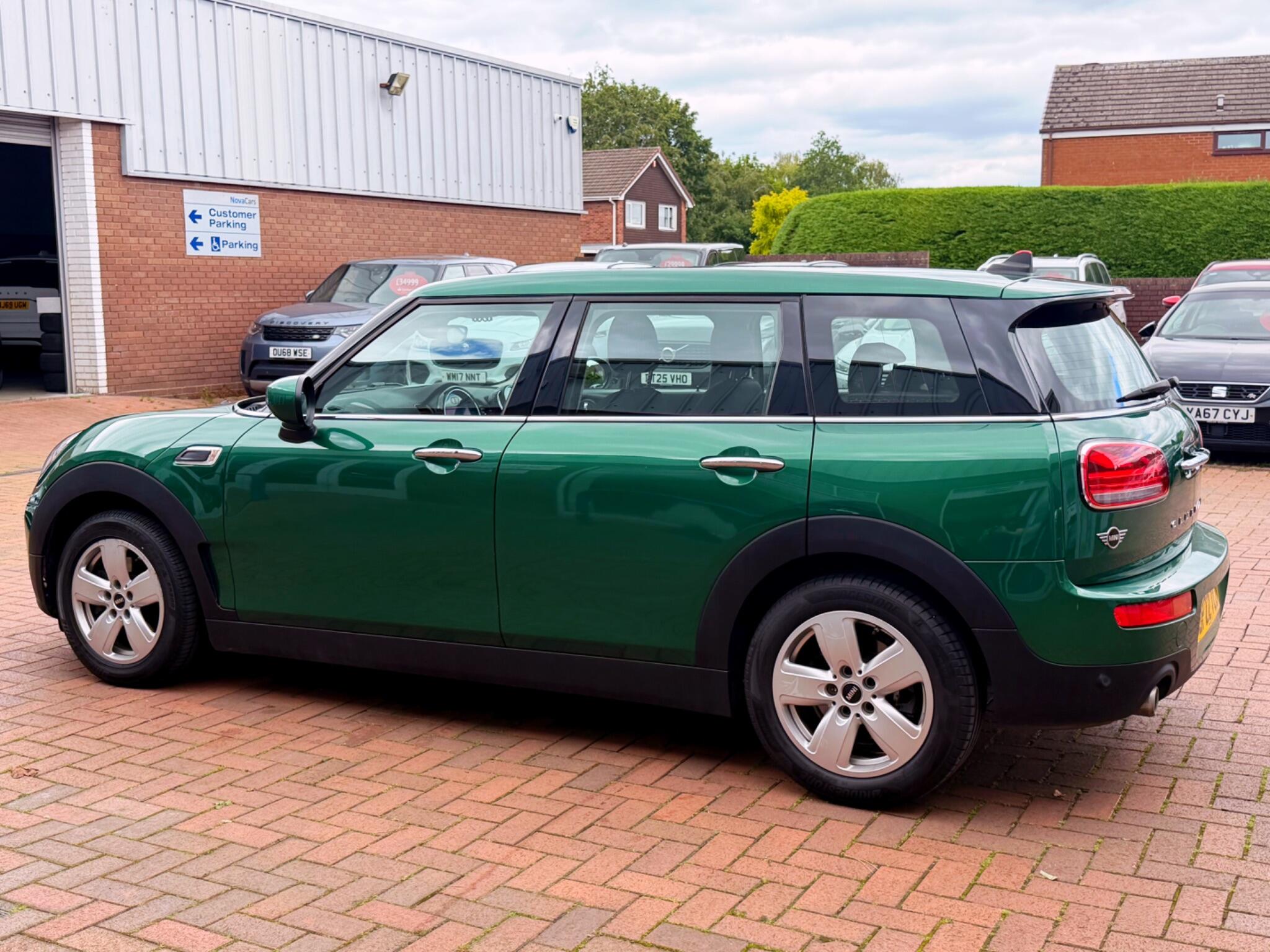 Mini Clubman view 28