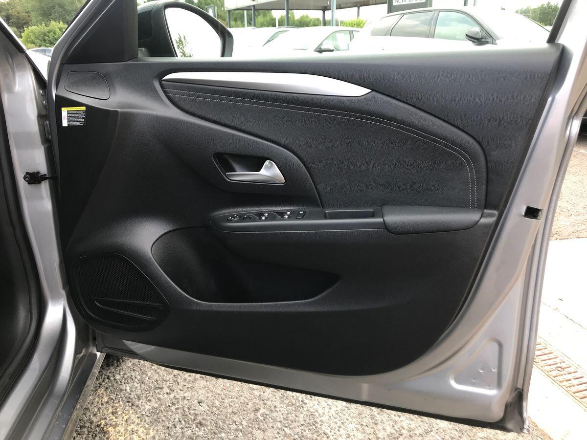 Vauxhall Corsa view 16
