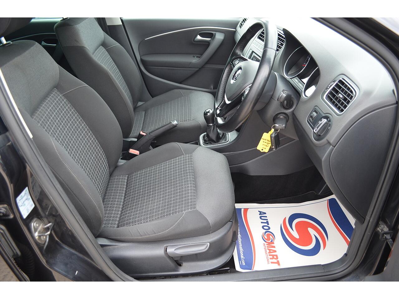 Volkswagen Polo view 13