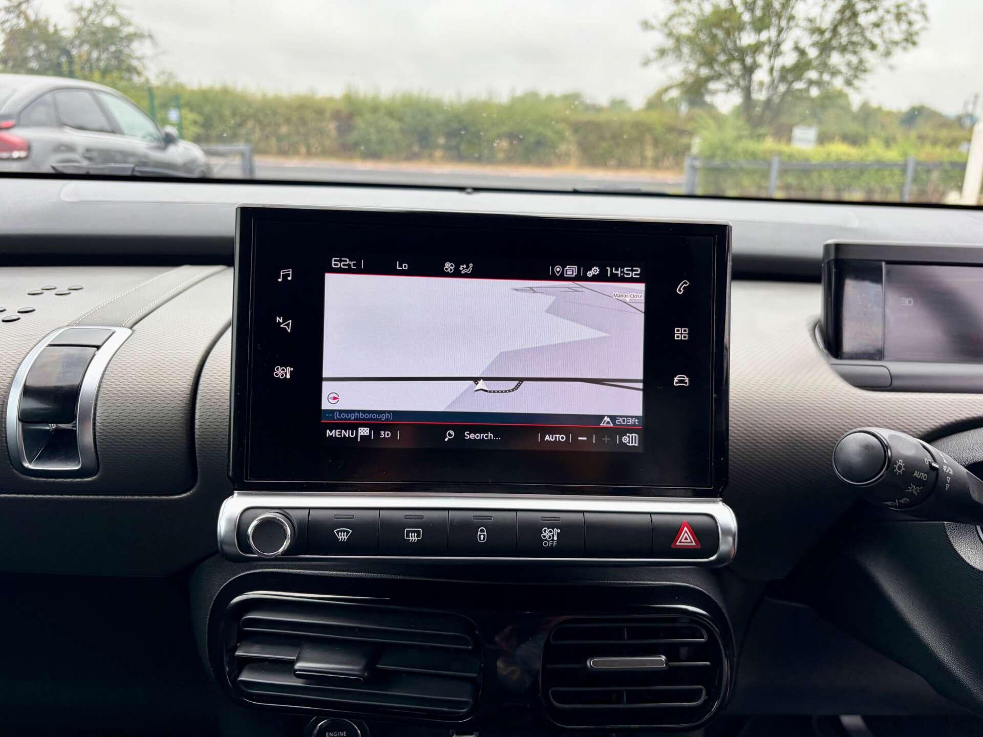 Citroen C4 Cactus view 45