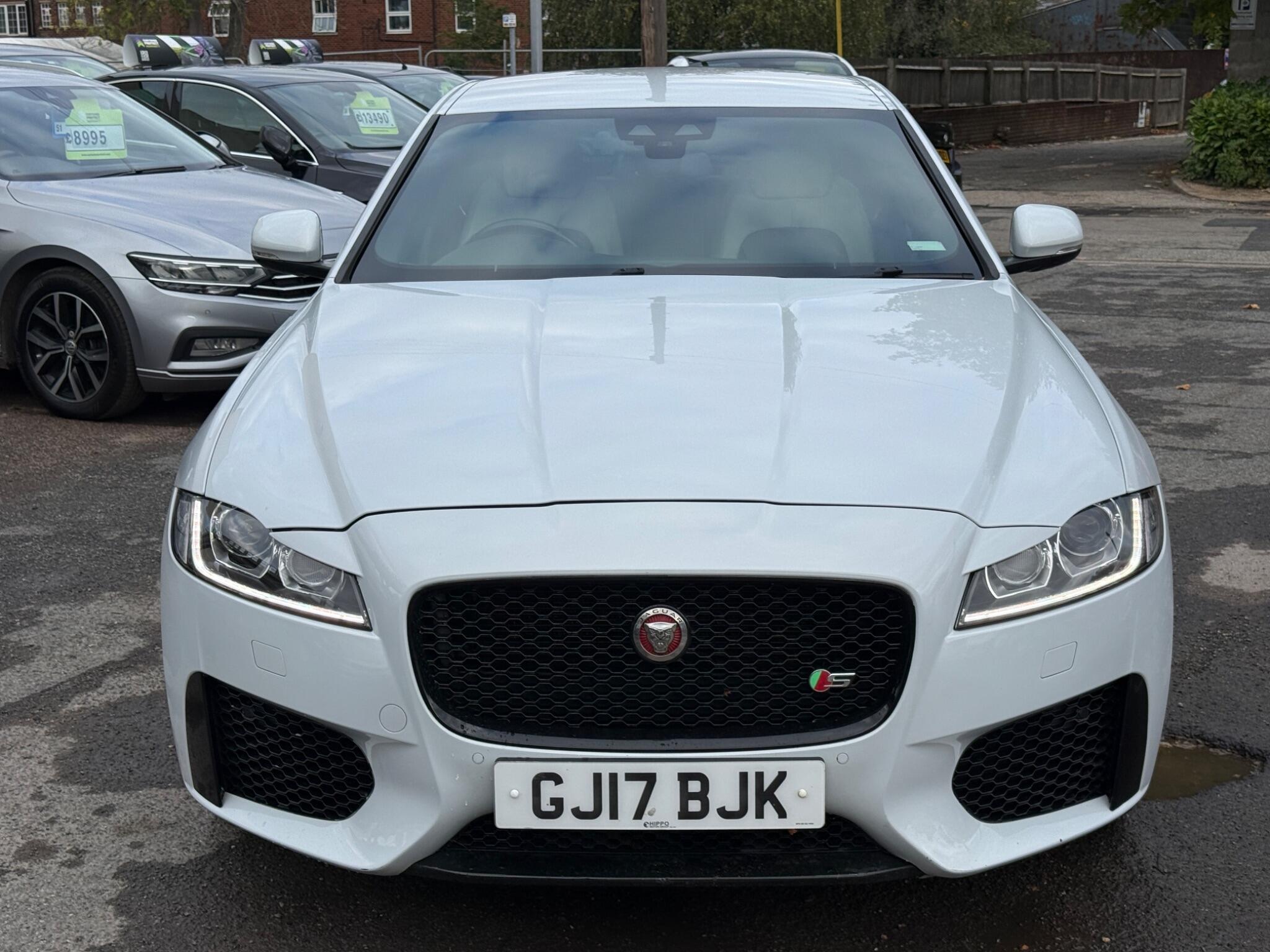 Jaguar XF - Image 4
