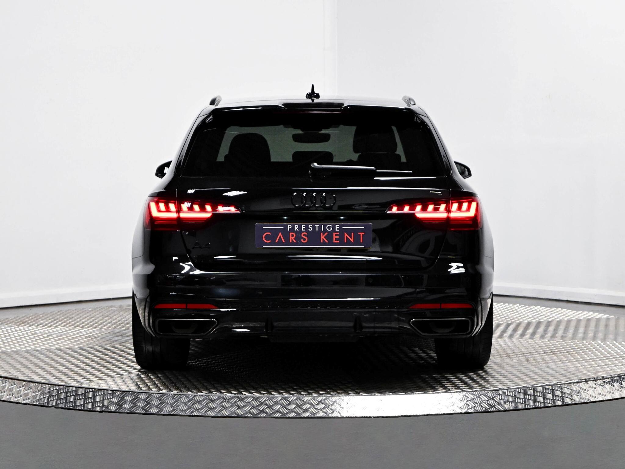 Audi A4 view 6