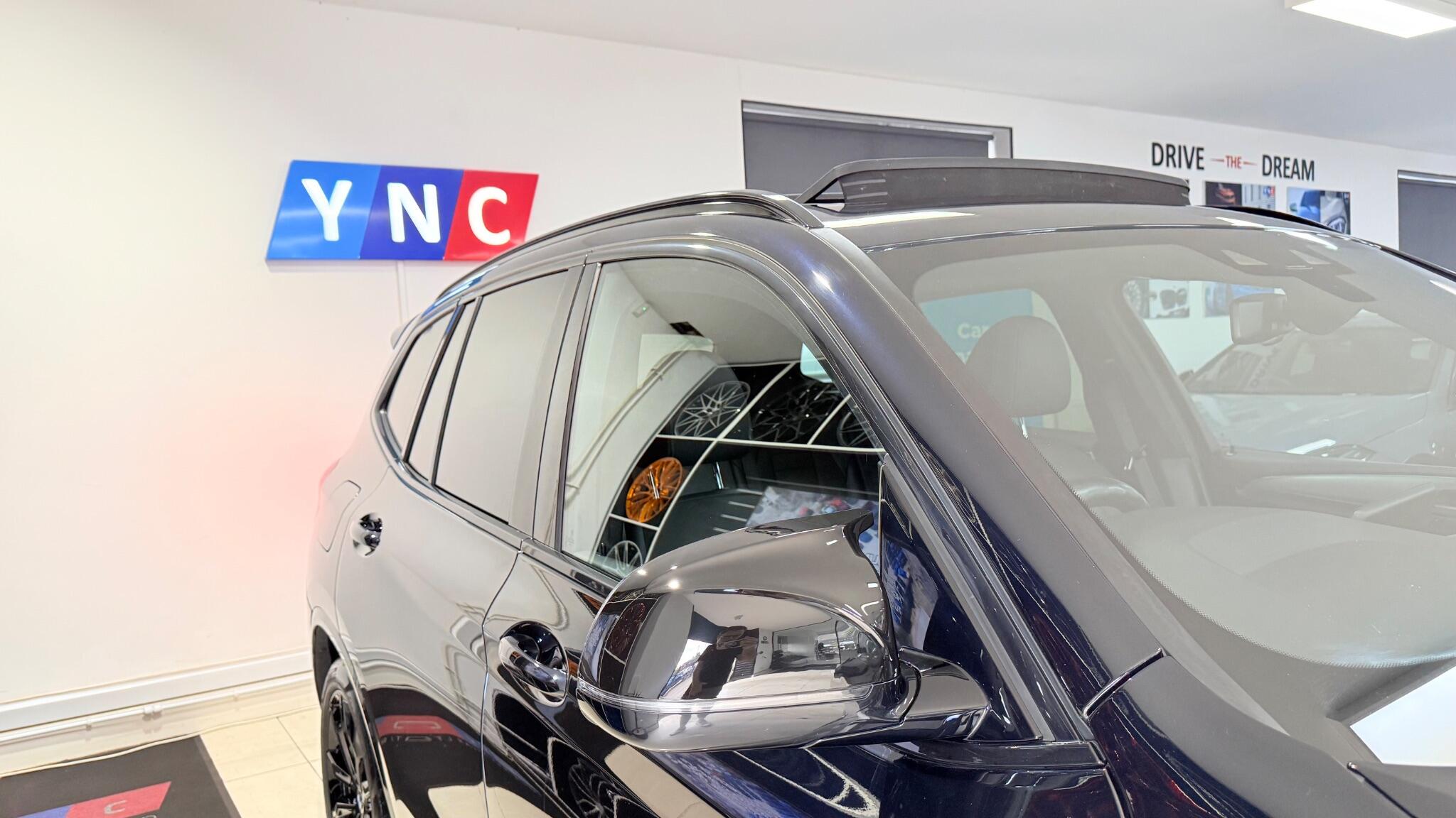 BMW X3 view 26