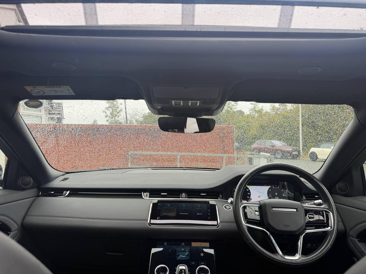 Land Rover Range Rover Evoque view 31