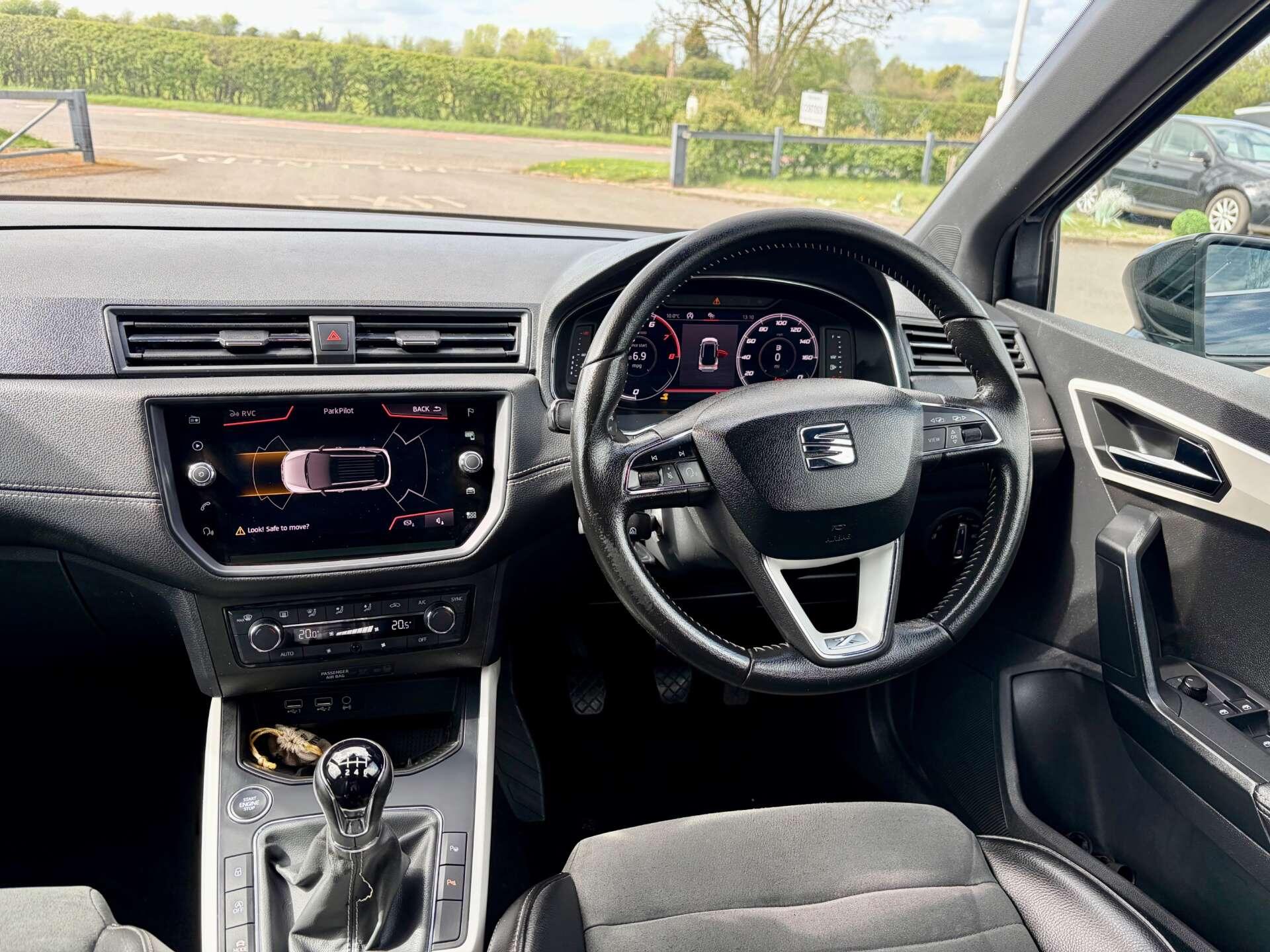 Seat Arona view 2
