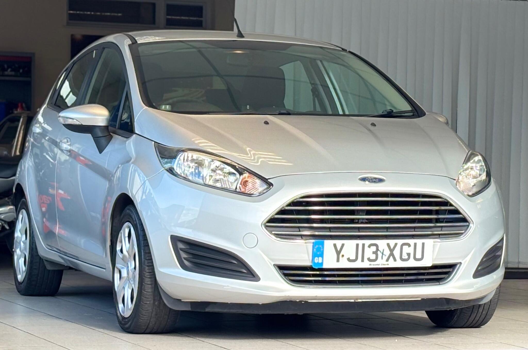 Ford Fiesta view 5