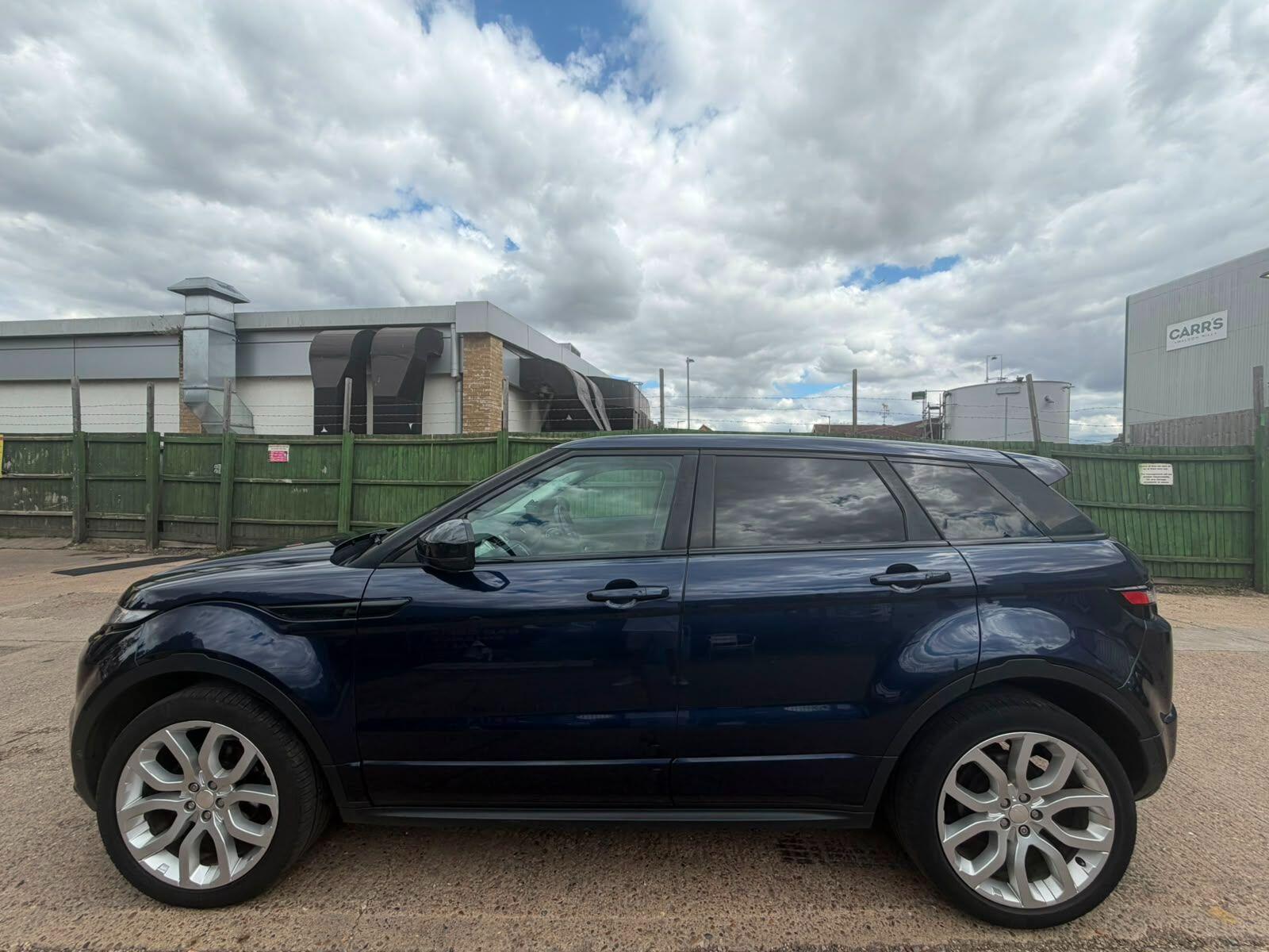 Land Rover Range Rover Evoque view 5