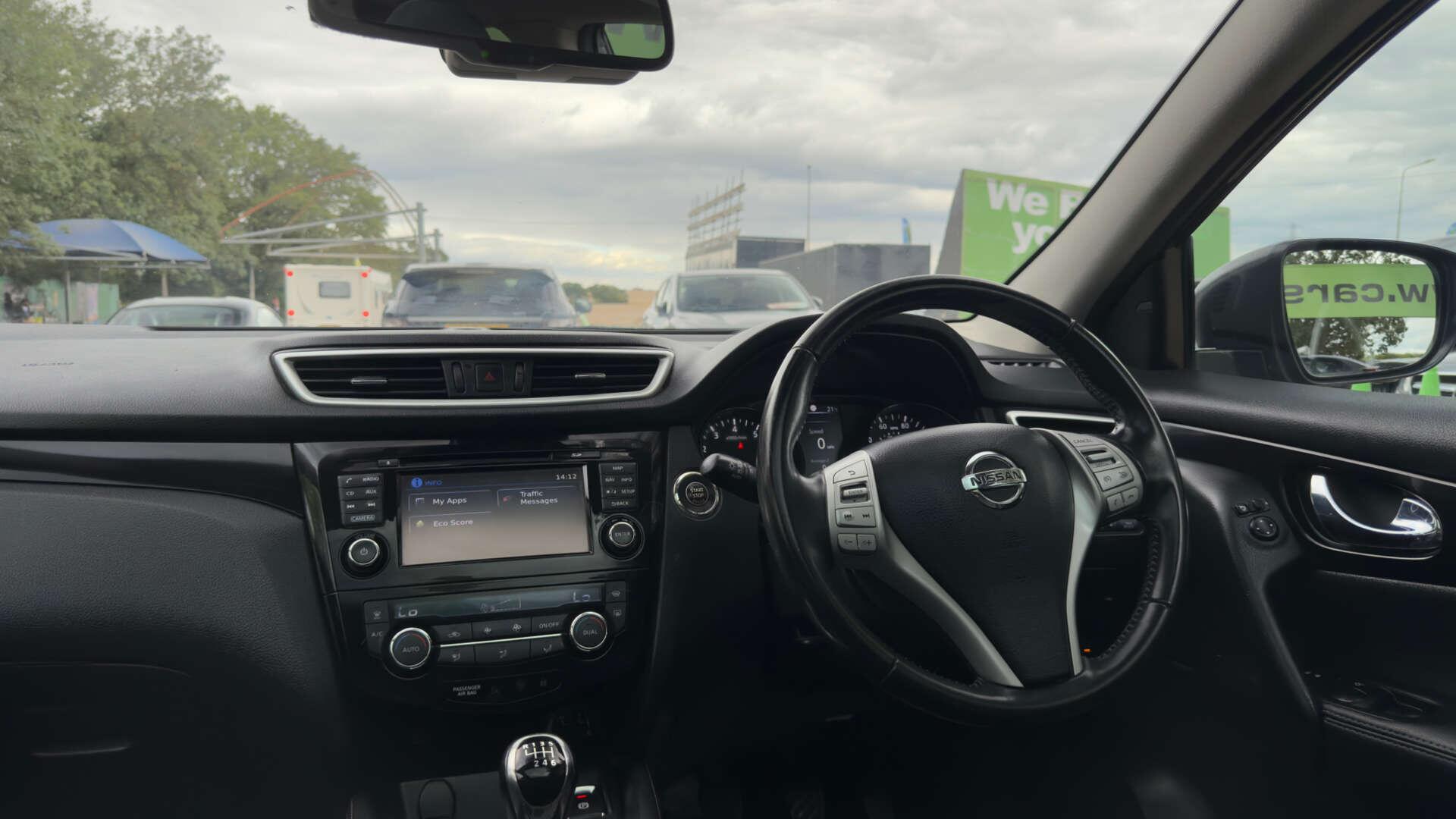 Nissan Qashqai view 38