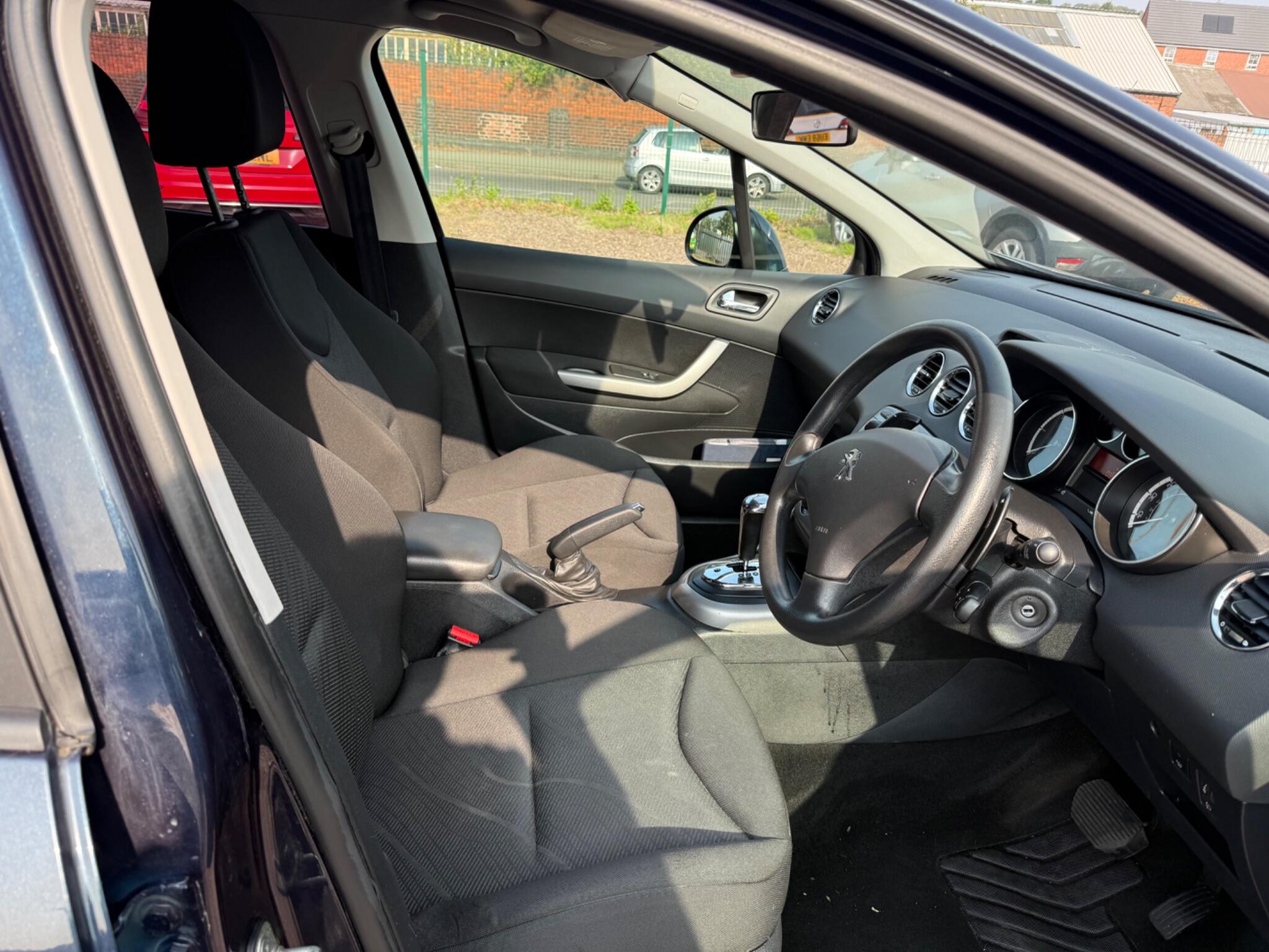 Peugeot 308 view 25
