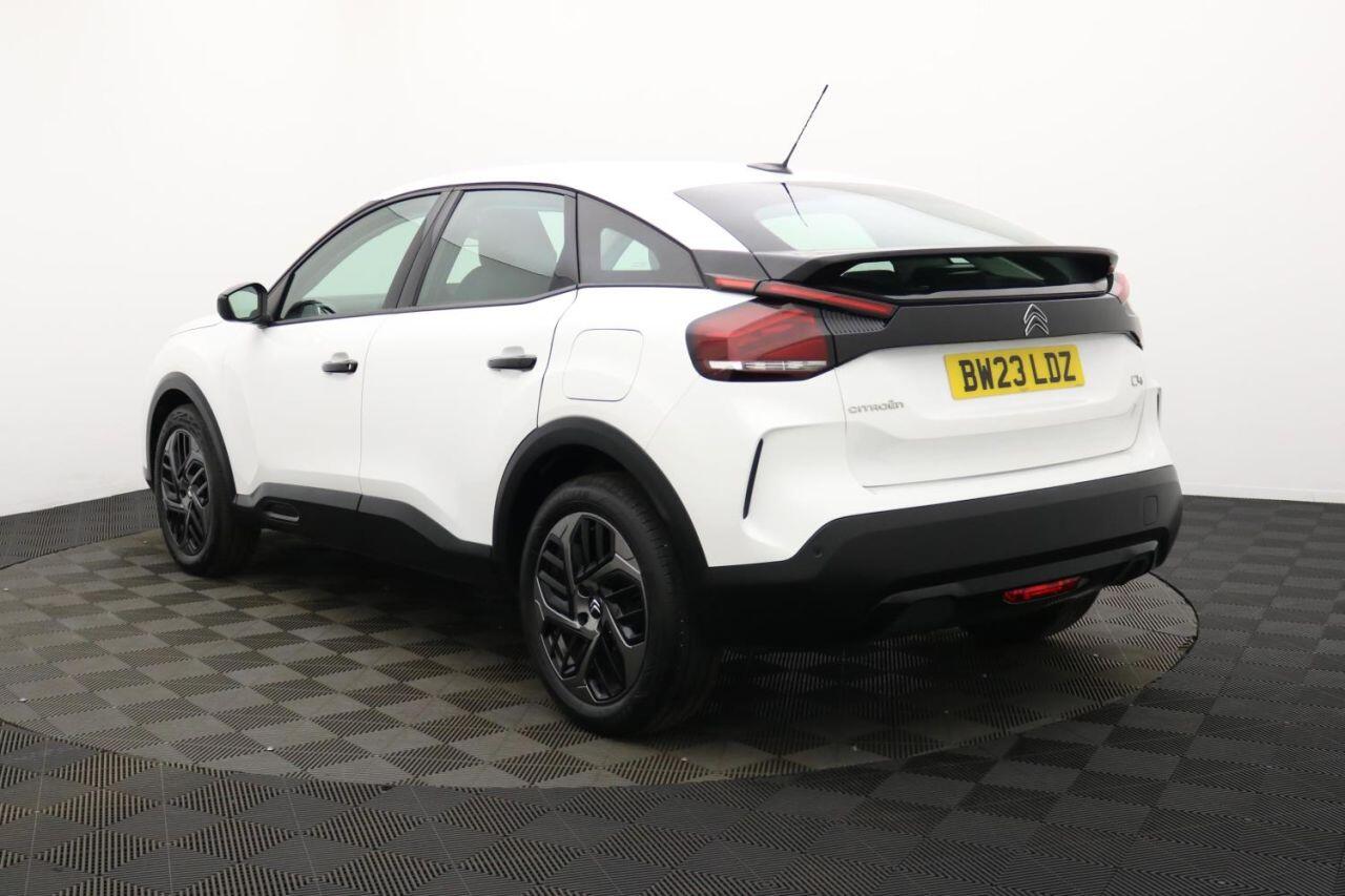Citroen C4 view 7