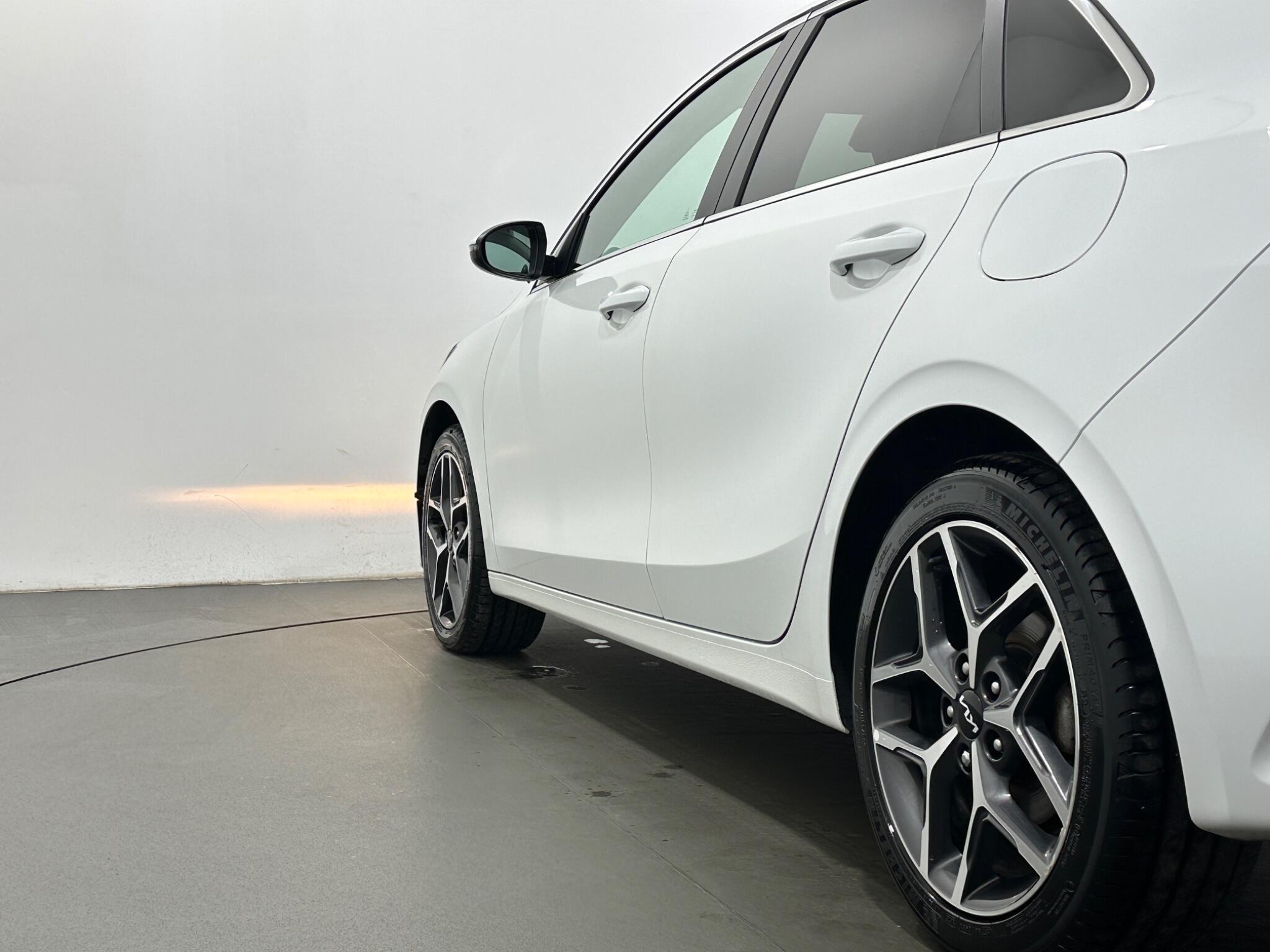 Kia Ceed view 49