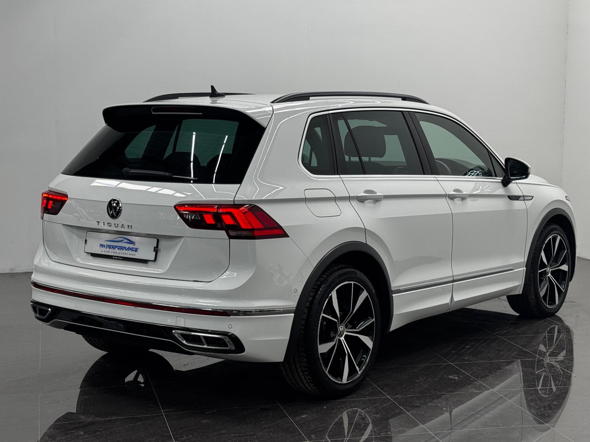 Volkswagen Tiguan view 9