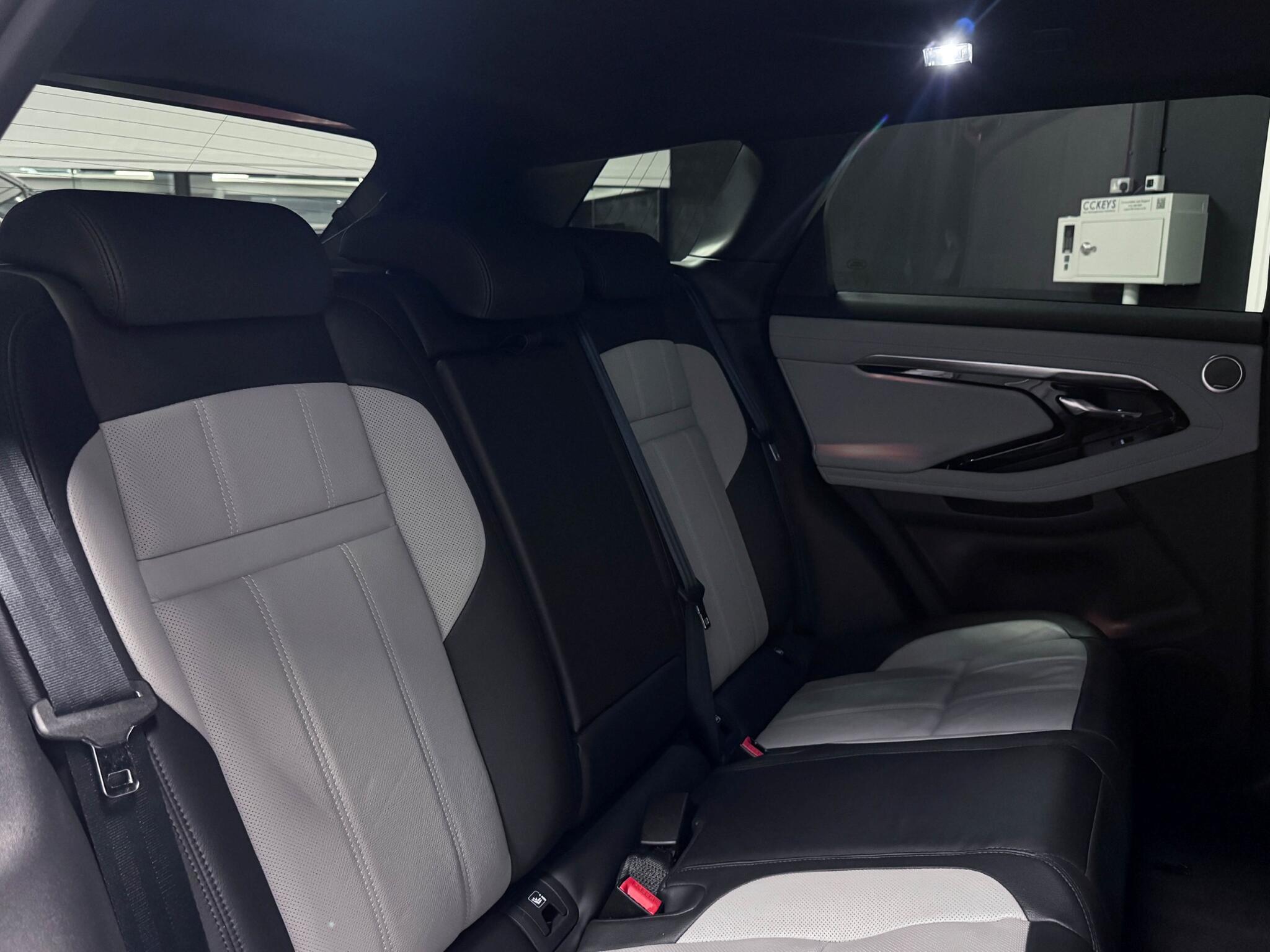 Land Rover Range Rover Evoque view 11