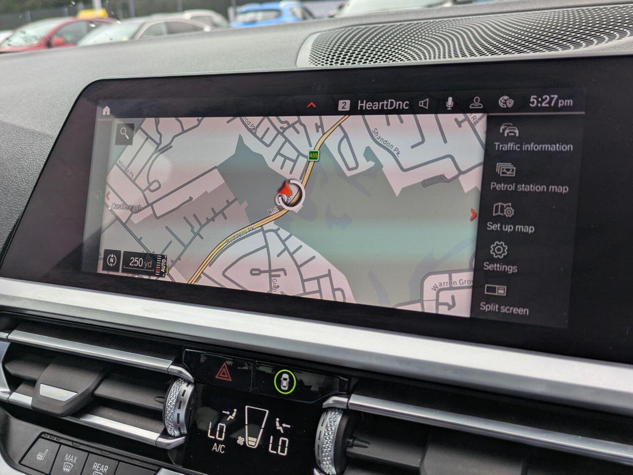 BMW 3 Series view 21