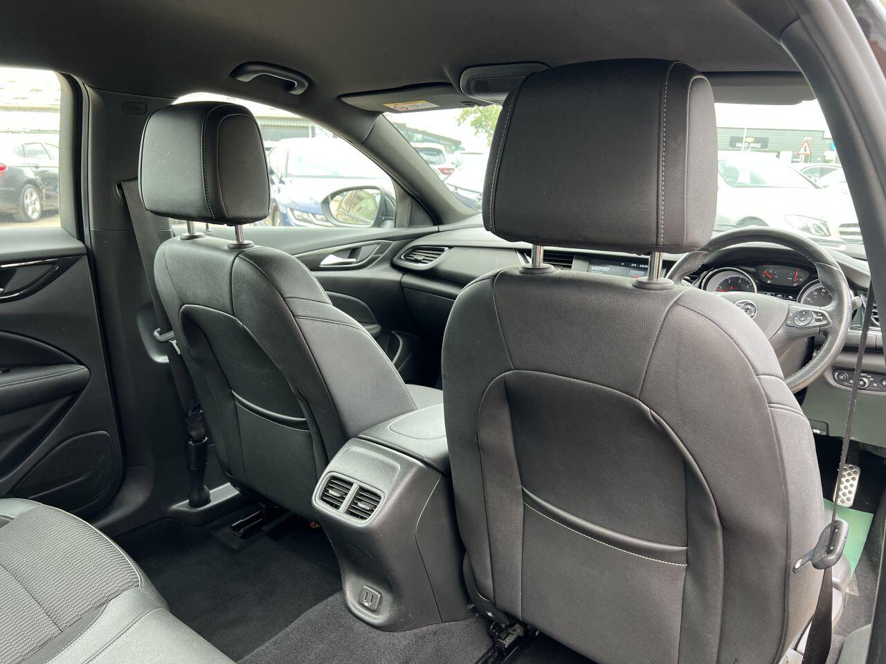 Vauxhall Insignia view 19
