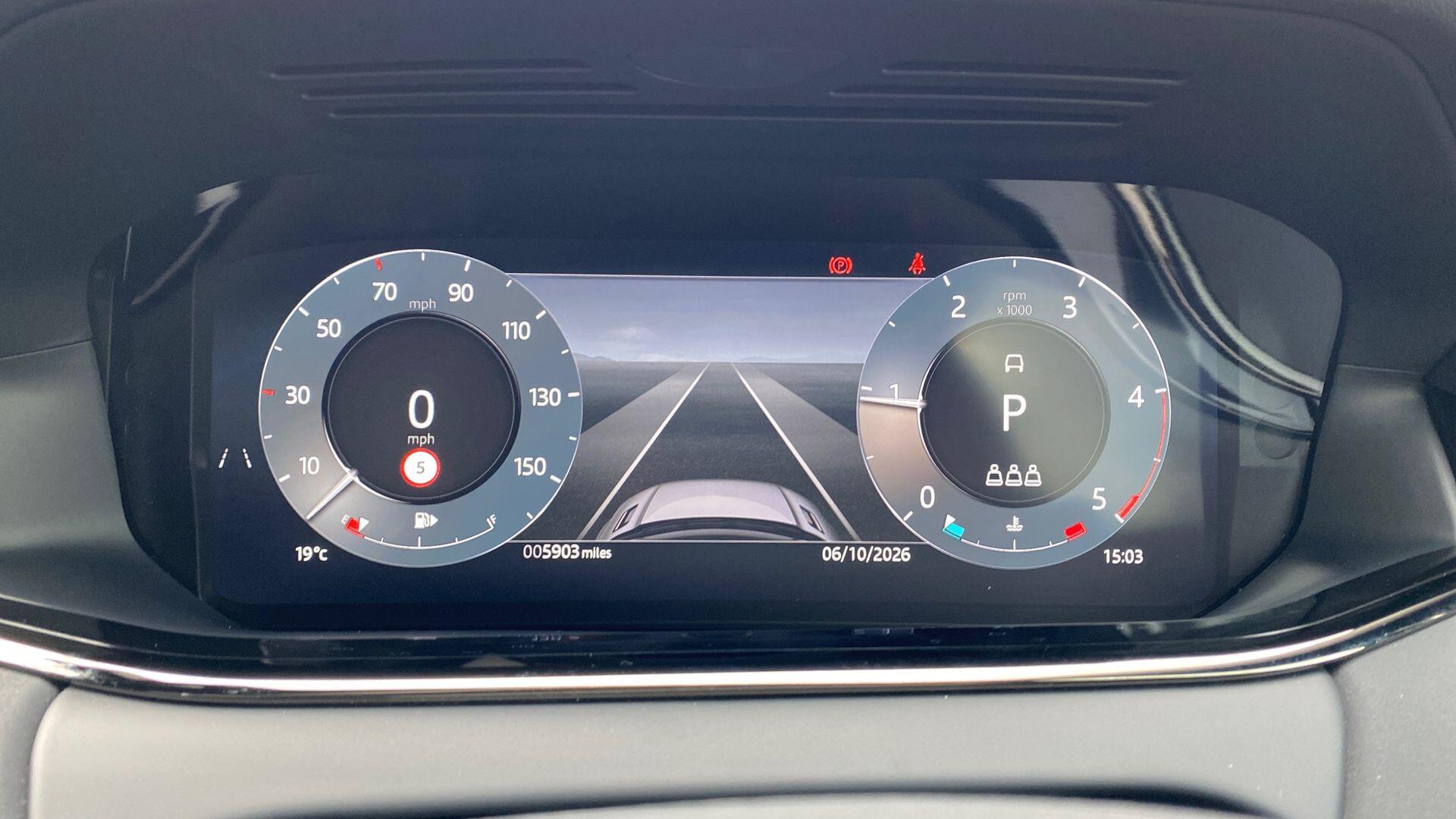 Land Rover Range Rover Evoque view 16