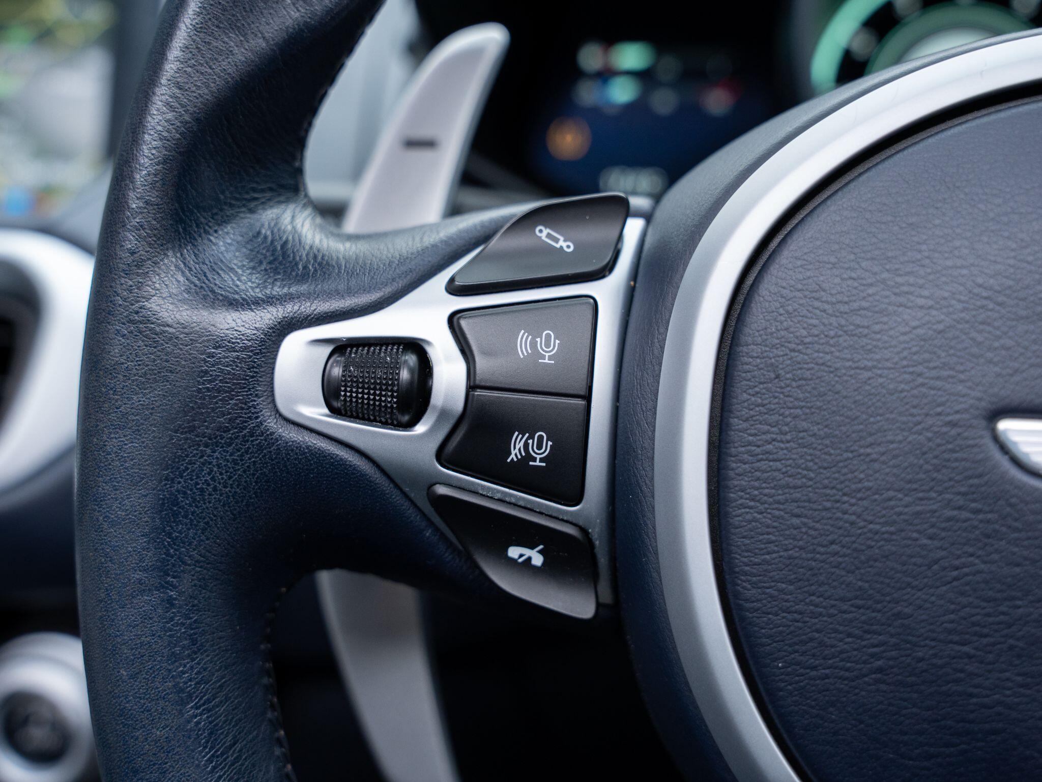 Aston Martin Vantage view 31