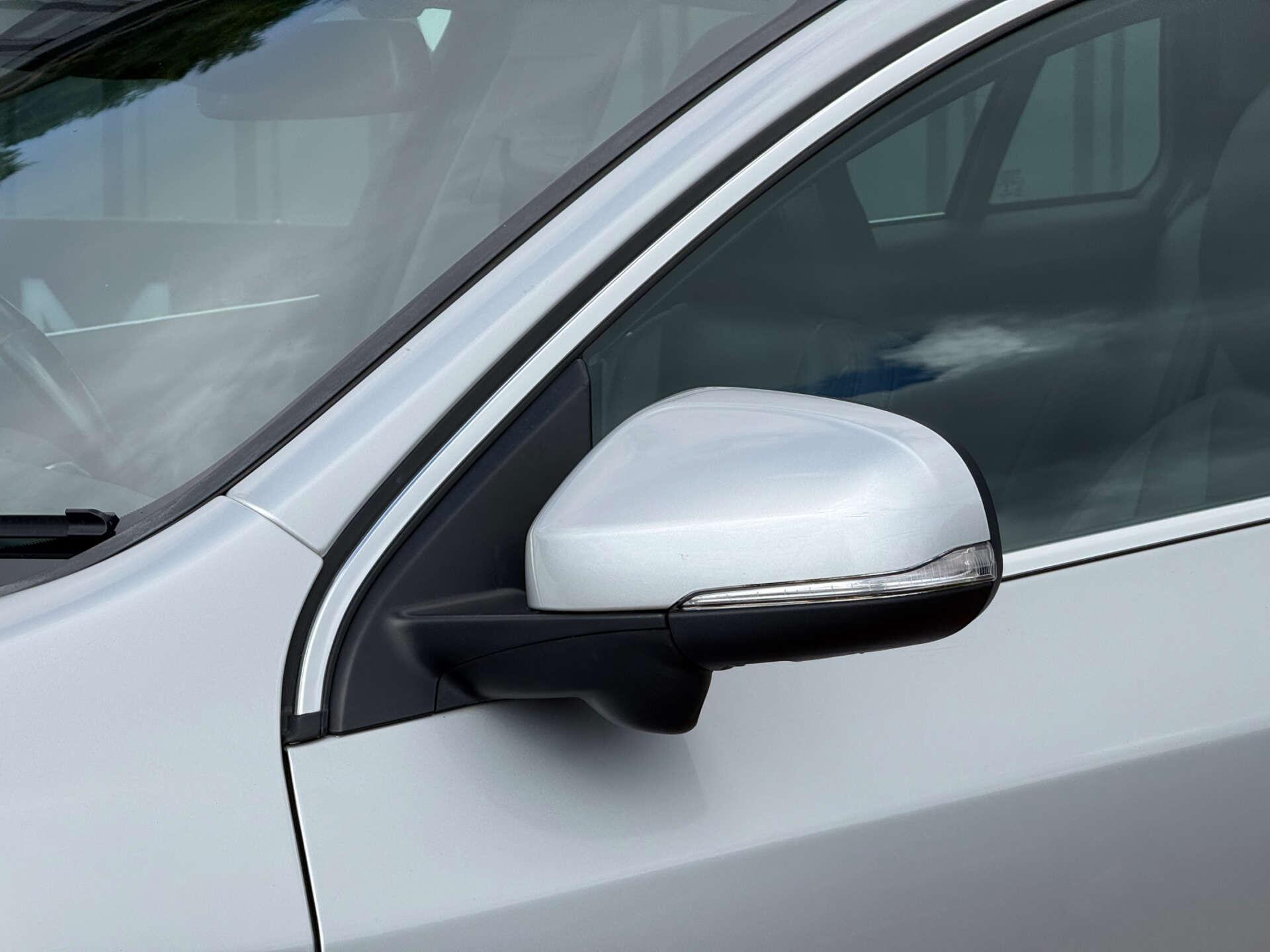 Volvo V60 view 8
