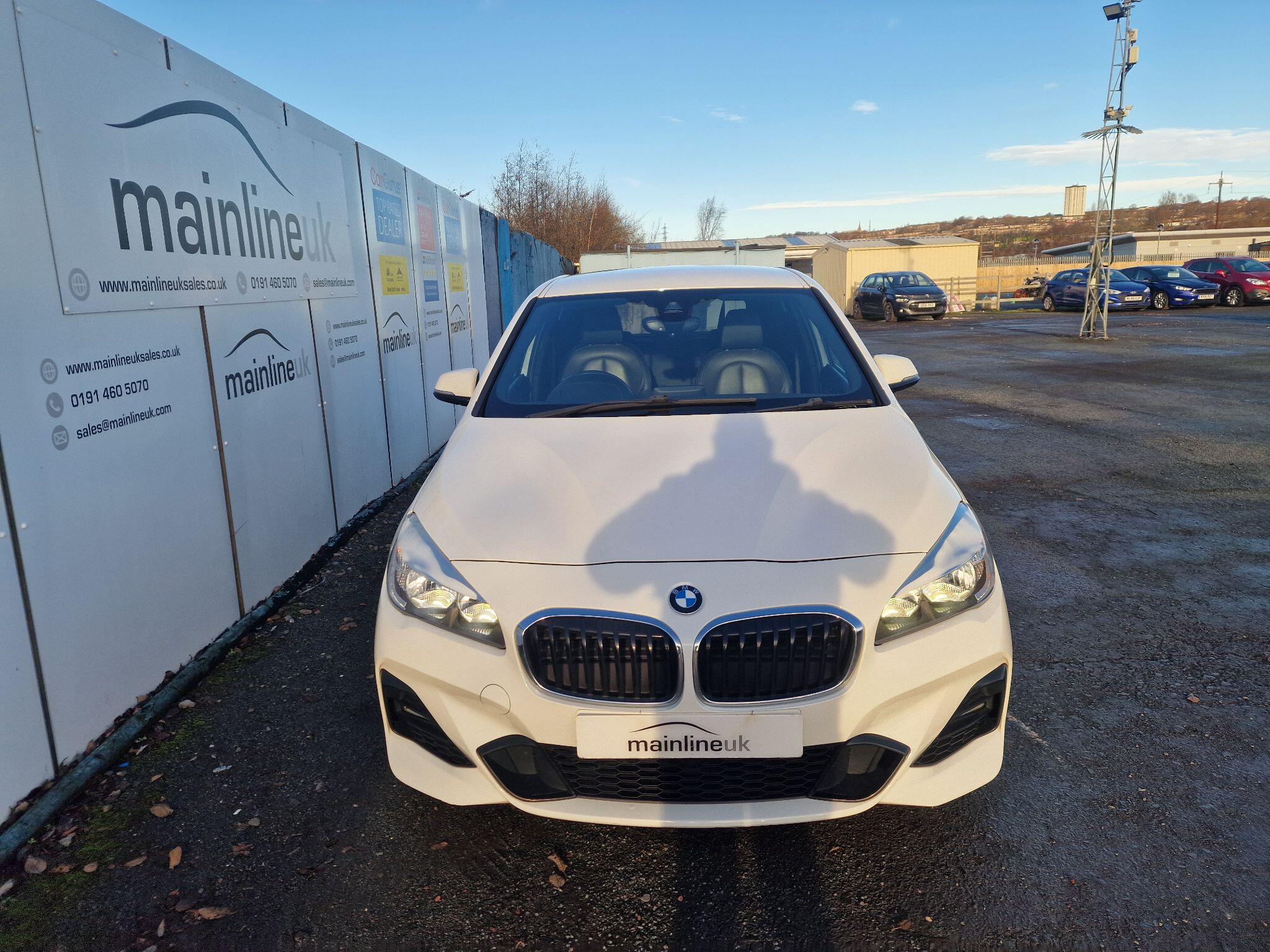 BMW 2 Series view 2