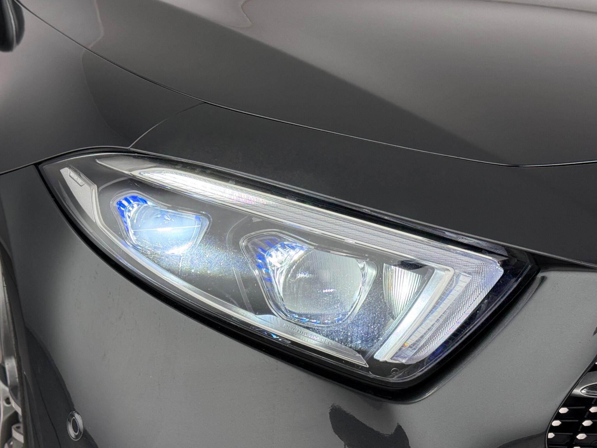 Mercedes-Benz CLS view 10
