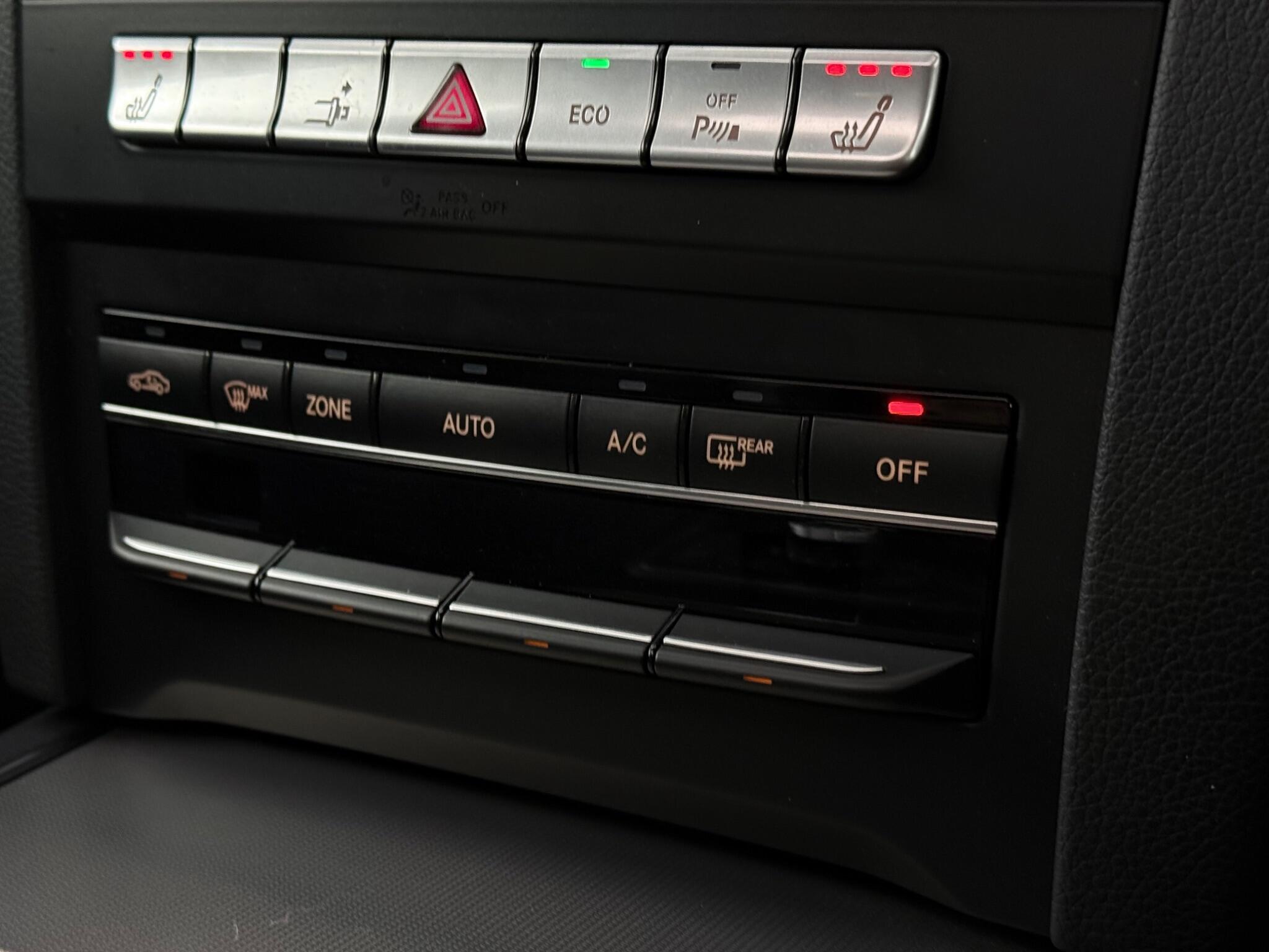 Mercedes-Benz E-Class view 24