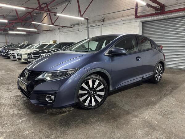Blue 2016 Honda Civic Hatchback Front-wheel drive Manual
