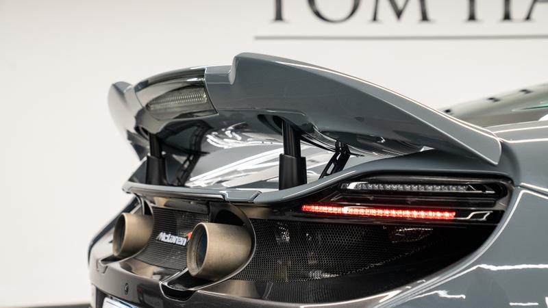 Mclaren 675LT view 36