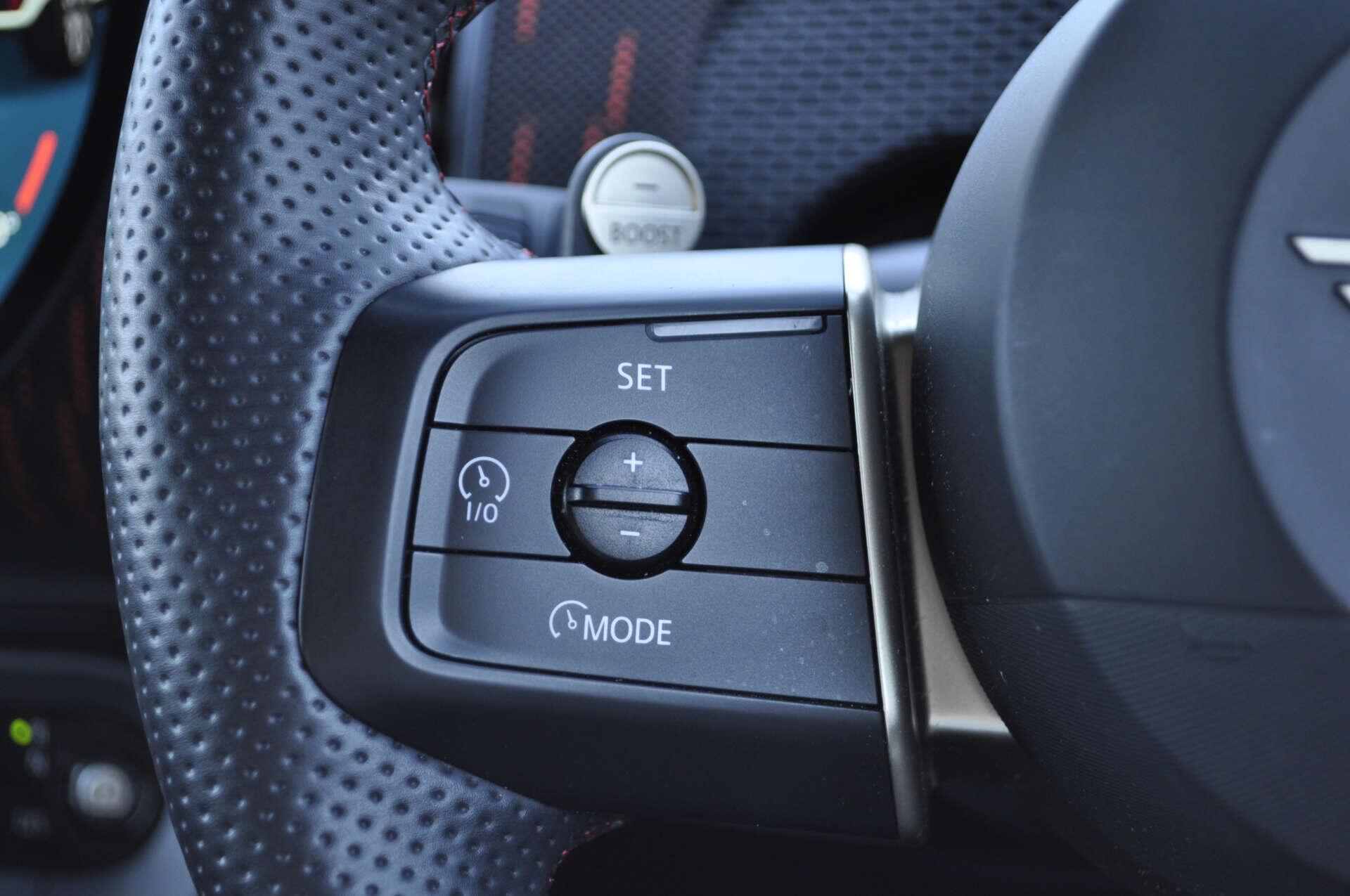 Mini Countryman view 25