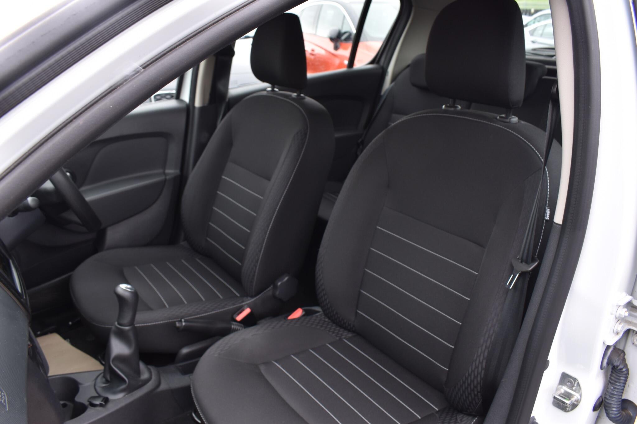Sandero - 0.9 TCe Comfort Euro 6 (s/s) 5dr - Image 15