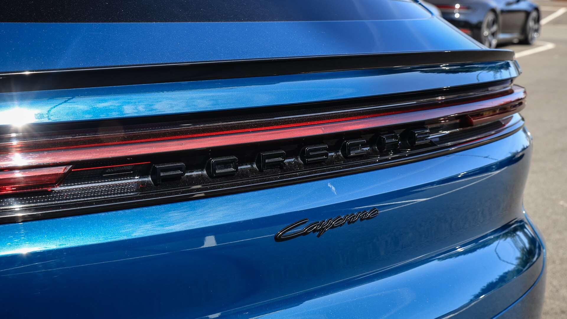 Porsche Cayenne view 29