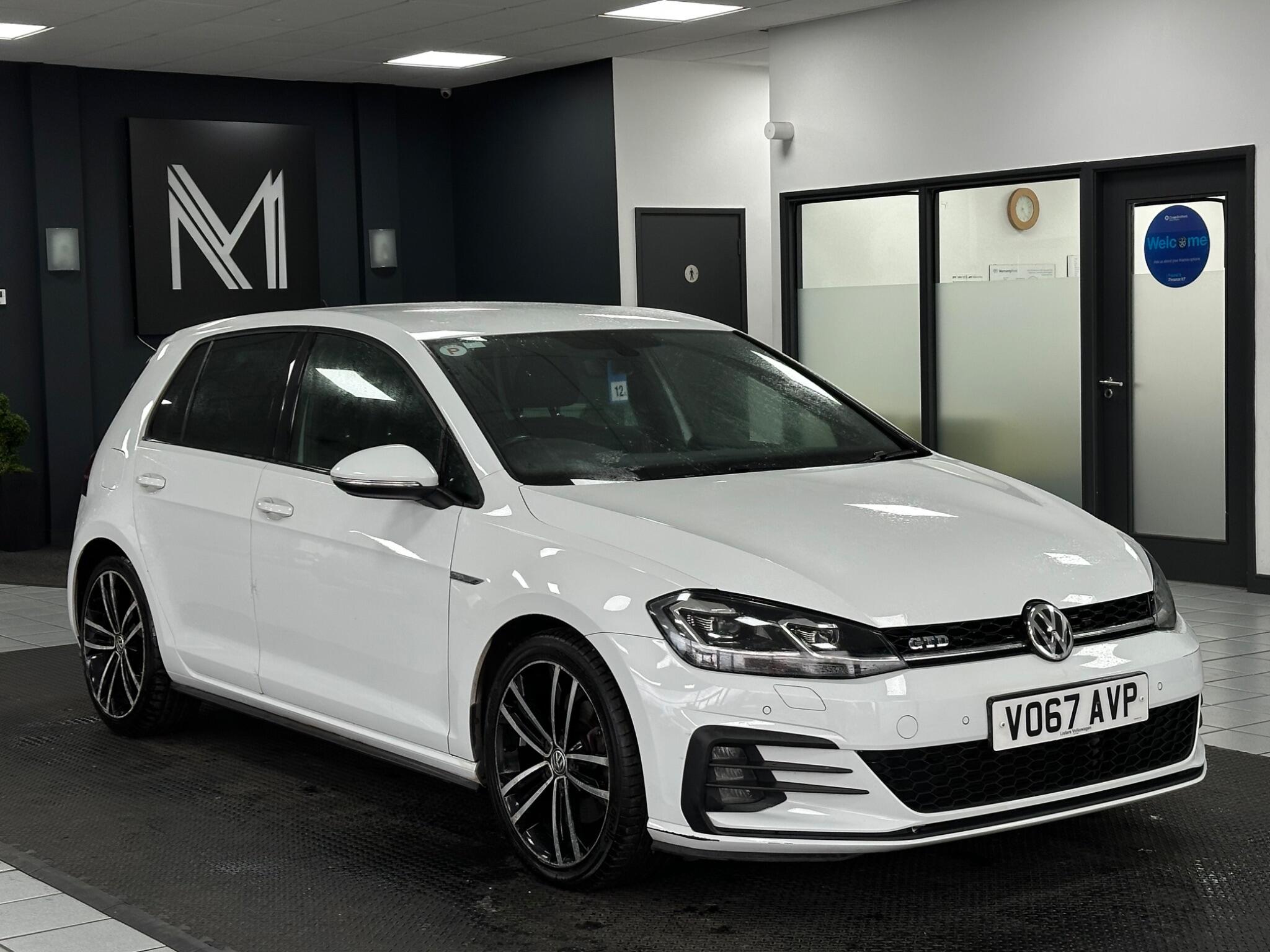 2017 Volkswagen Golf in White for sale