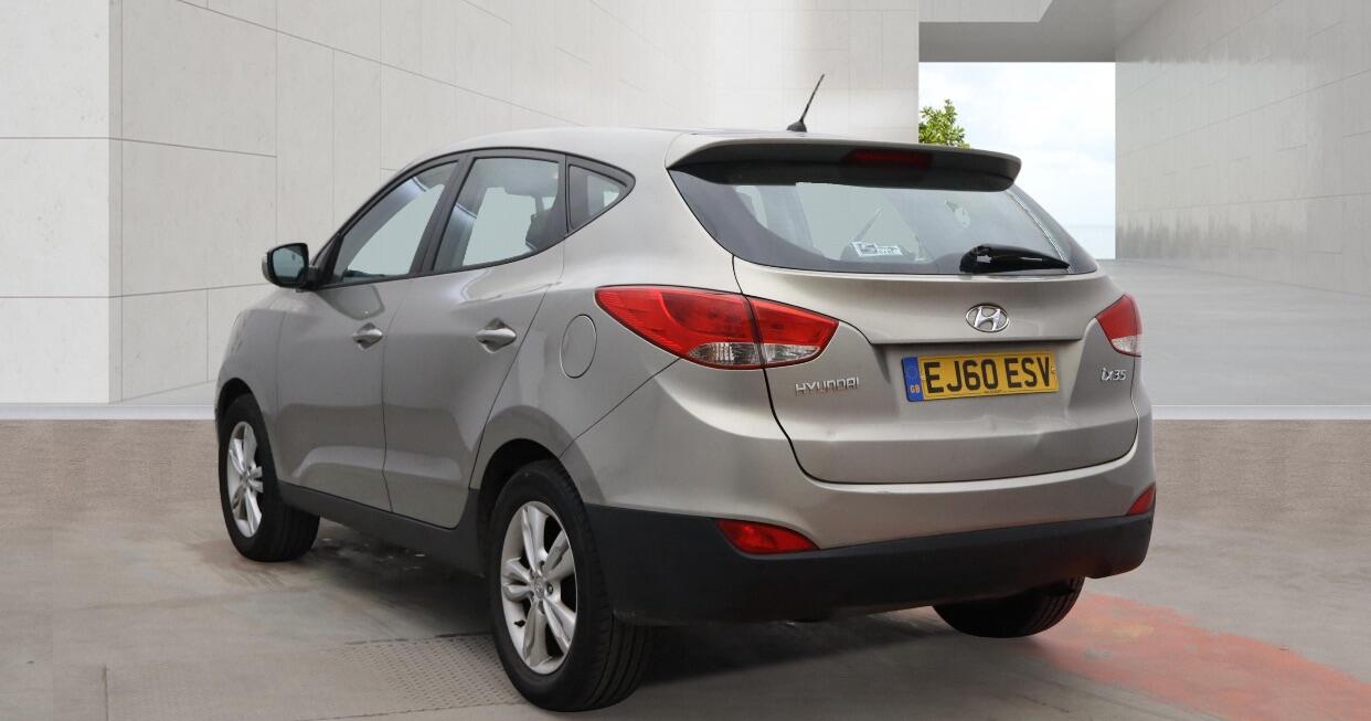 Hyundai Ix35 view 3