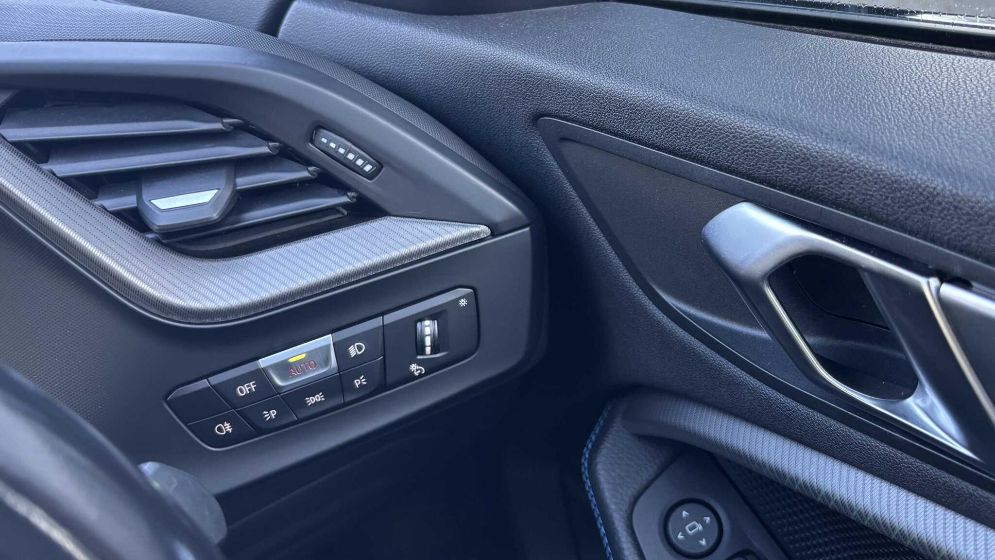 BMW 2 Series view 29