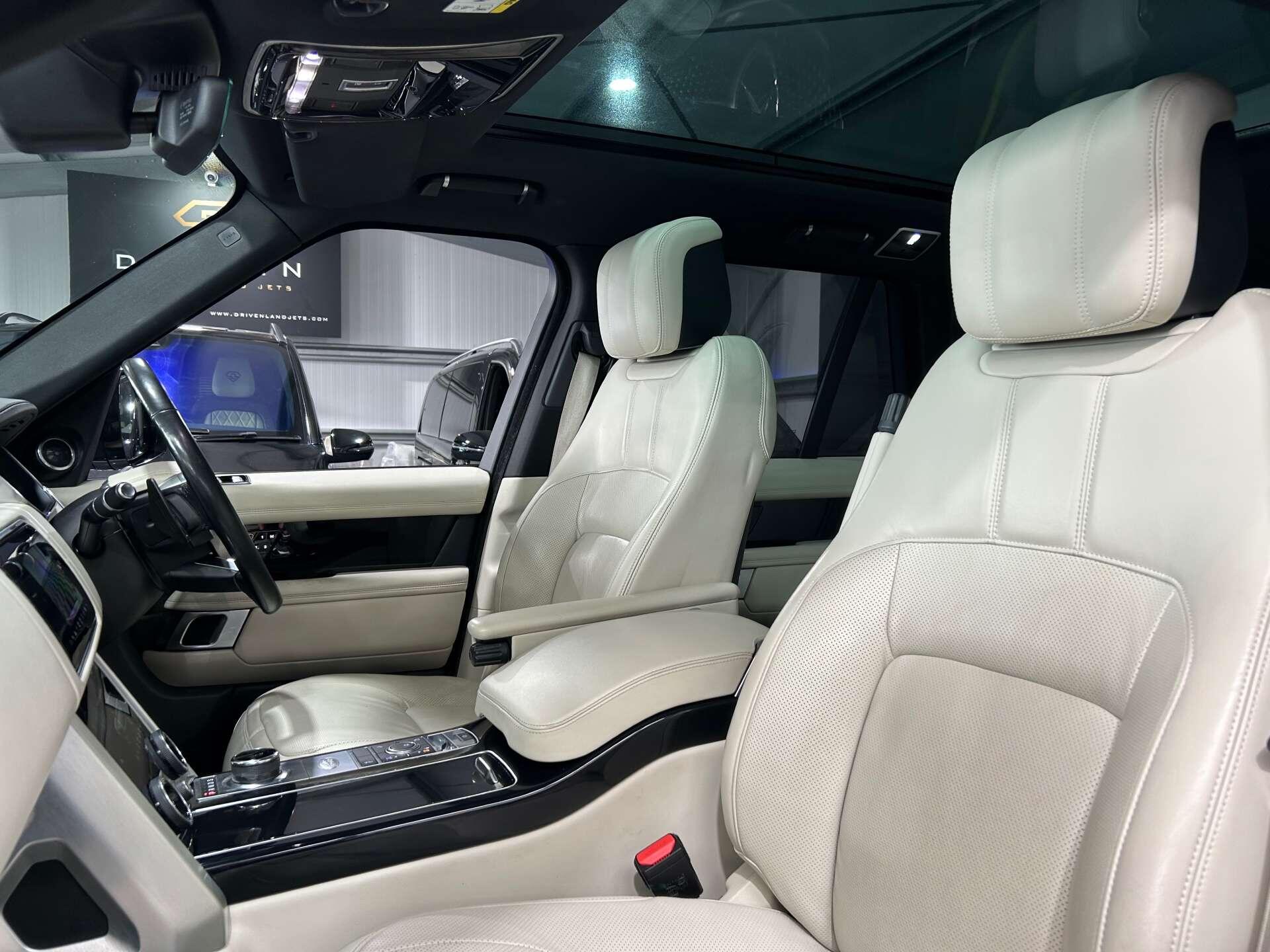 Land Rover Range Rover view 30