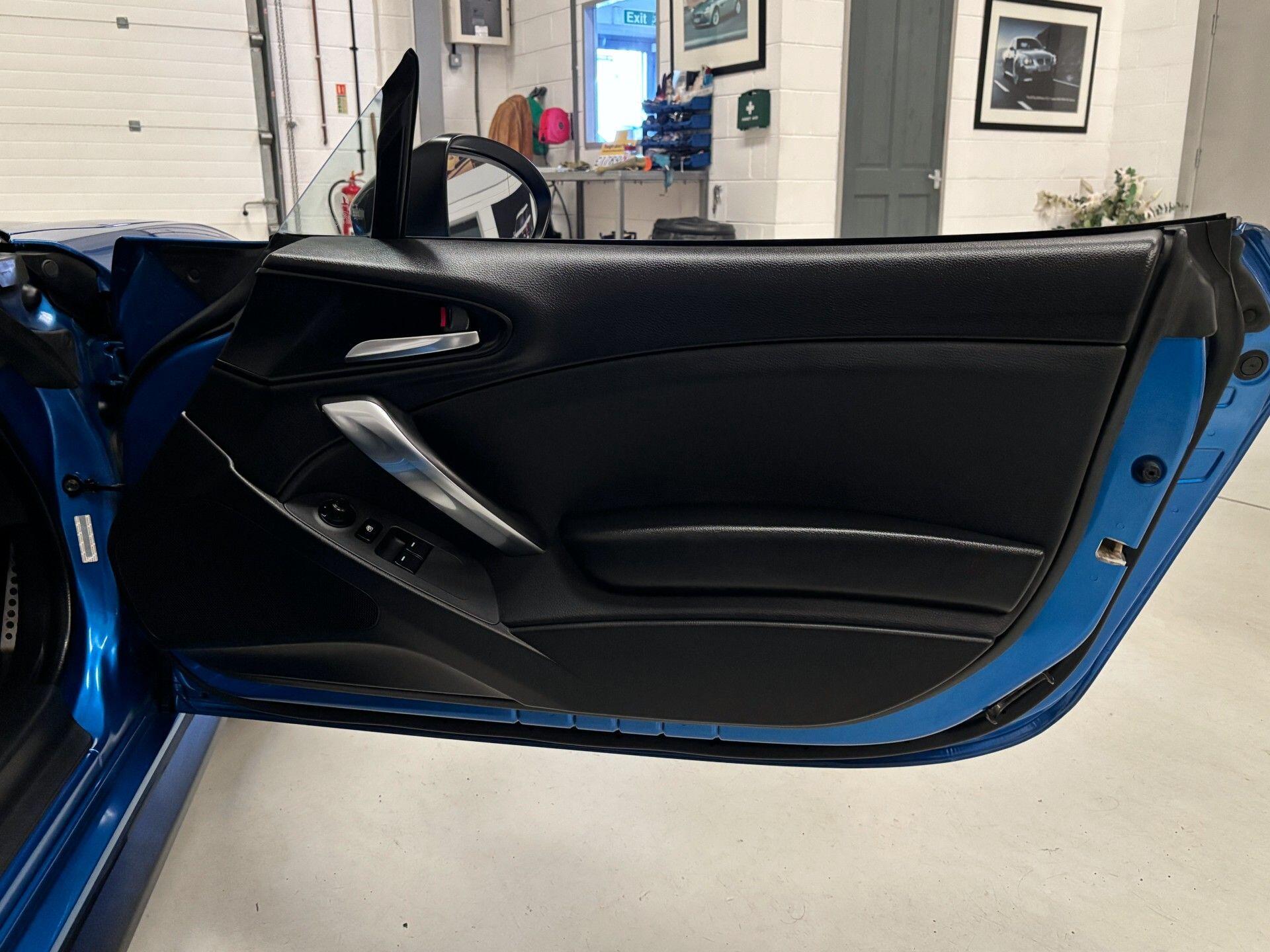 Abarth 124 Spider view 38