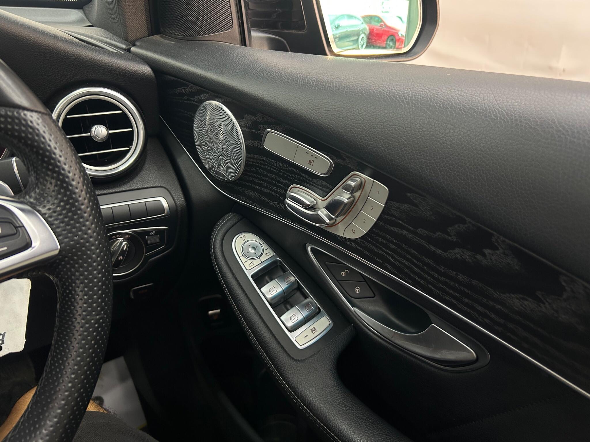 Mercedes-Benz GLC view 26