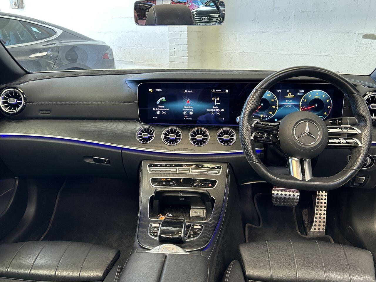 Mercedes-Benz E Class view 29