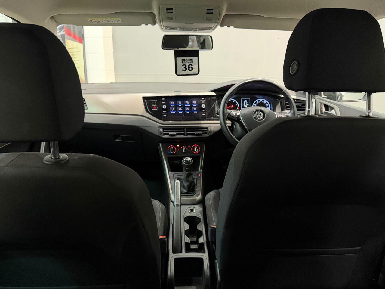 Volkswagen Polo view 23