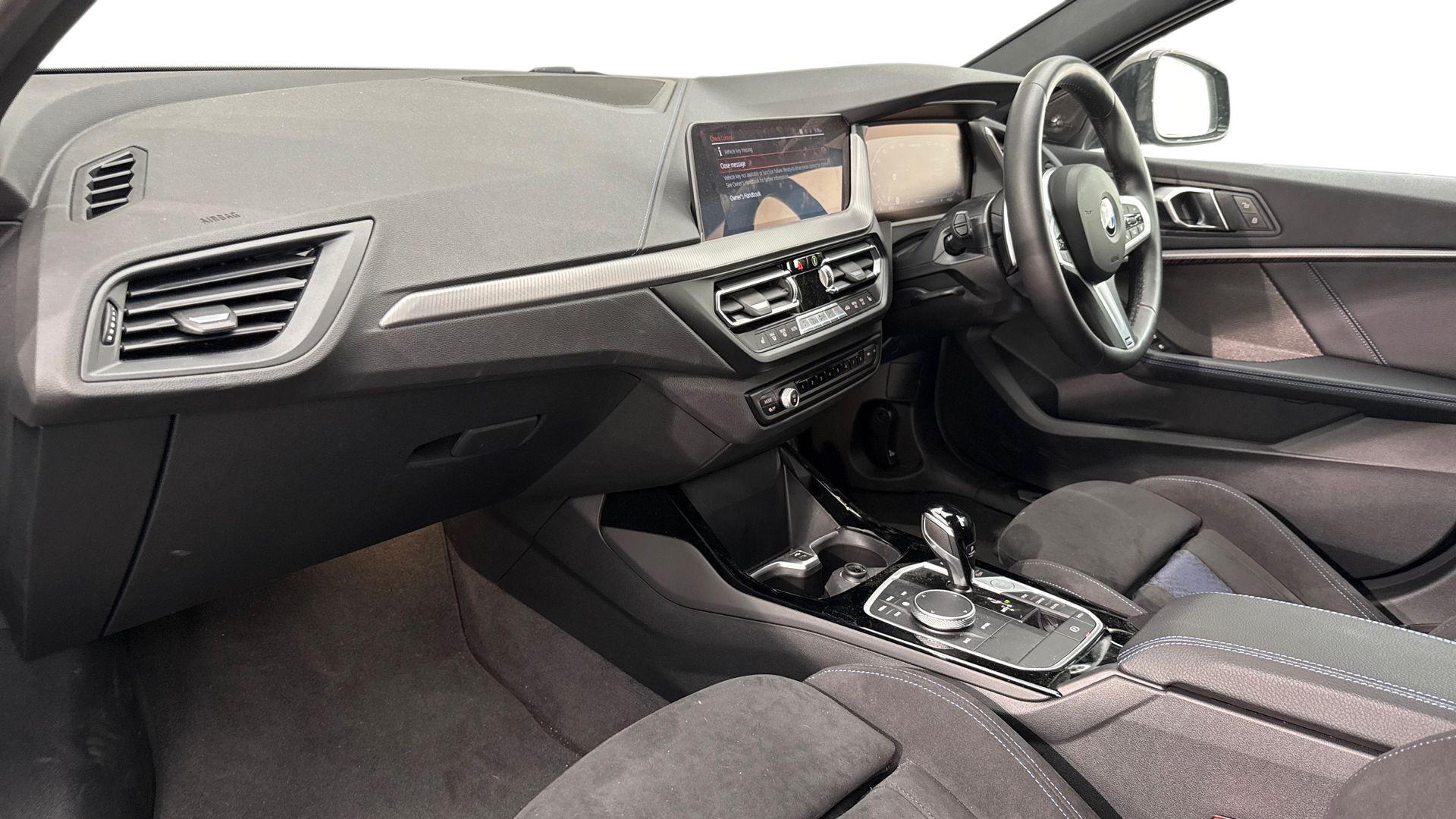 BMW 1 Series view 7