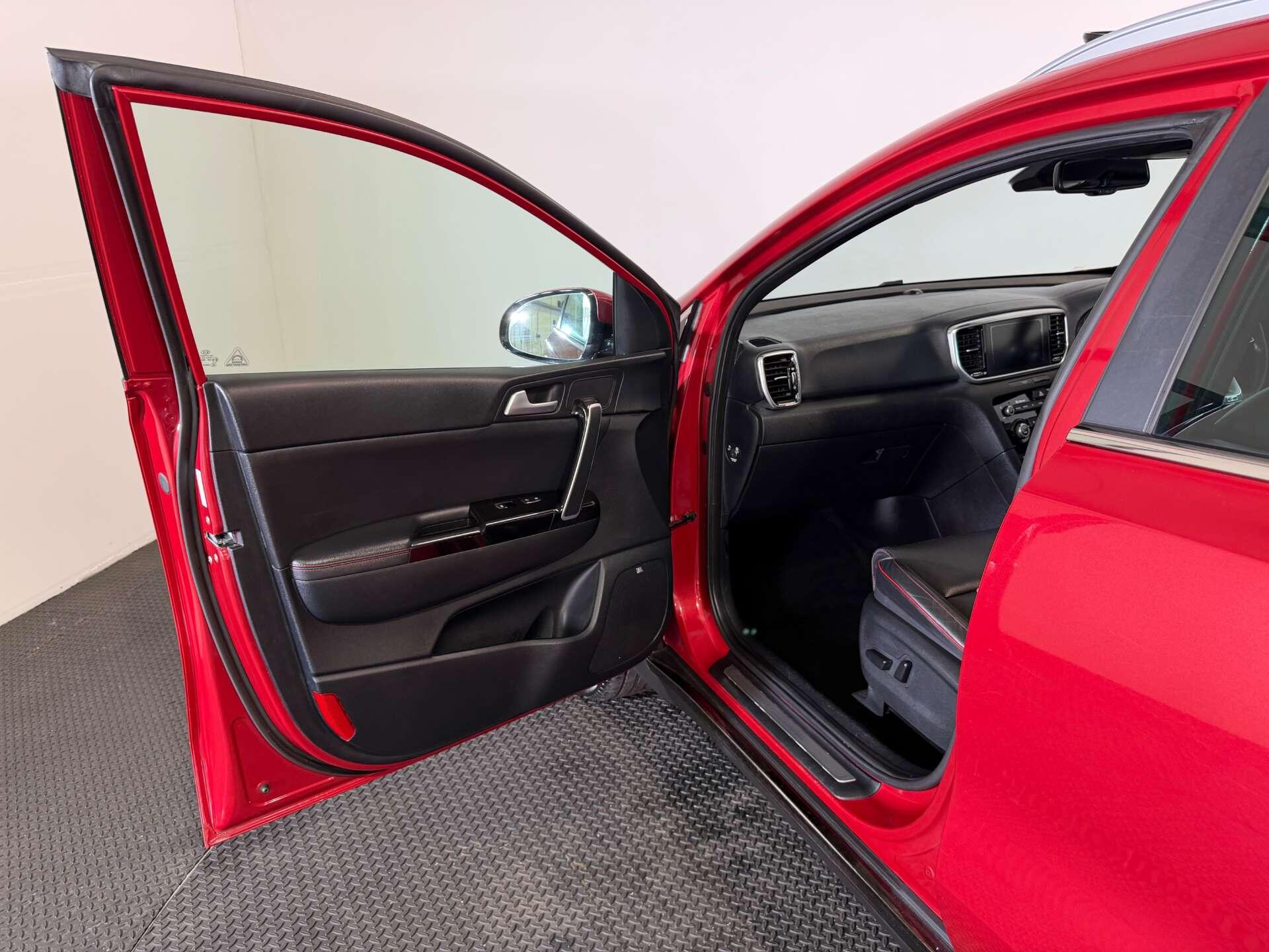 Kia Sportage view 68