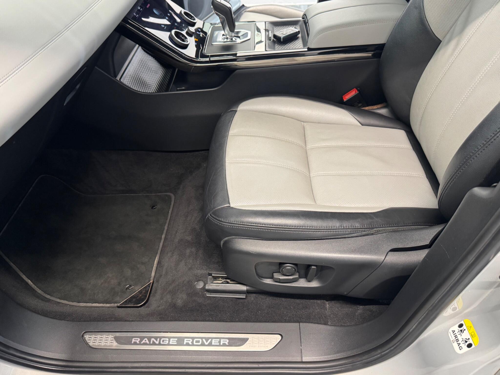 Land Rover Range Rover Evoque view 48