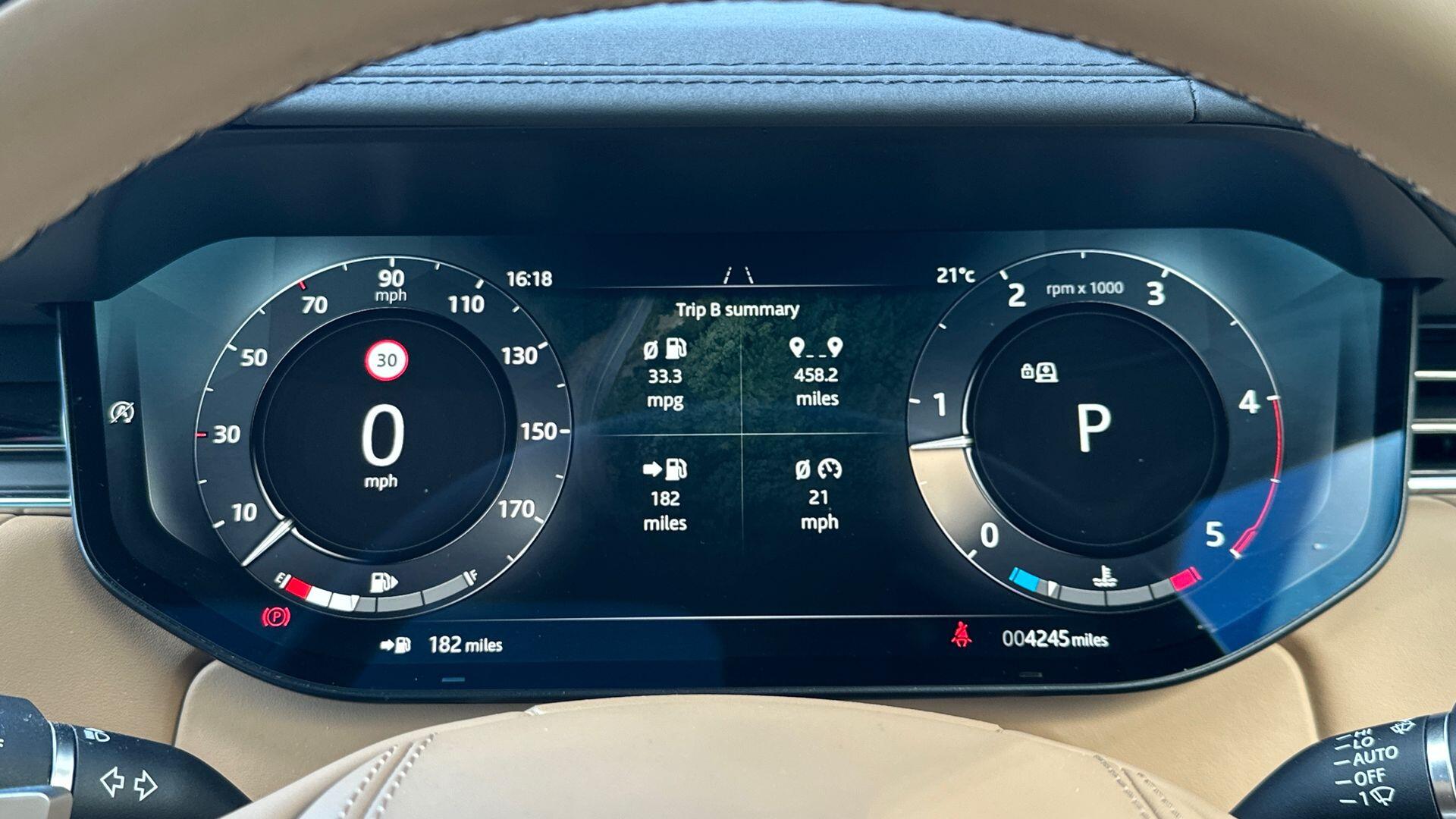 Land Rover Range Rover view 16